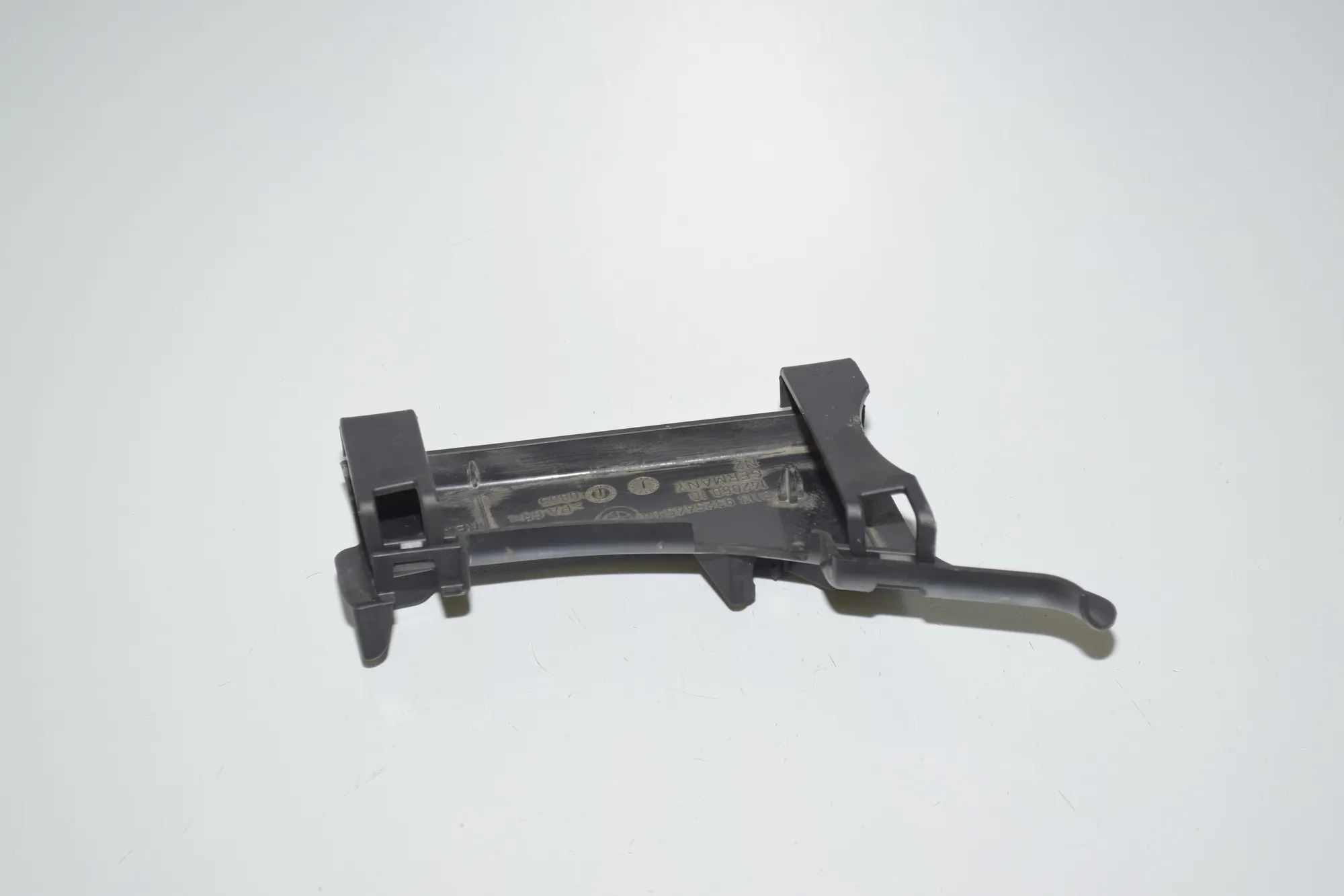 Bracket – OEM 9325445 · BMW 7 (G11, G12) 730 d, Ld xDrive 2017