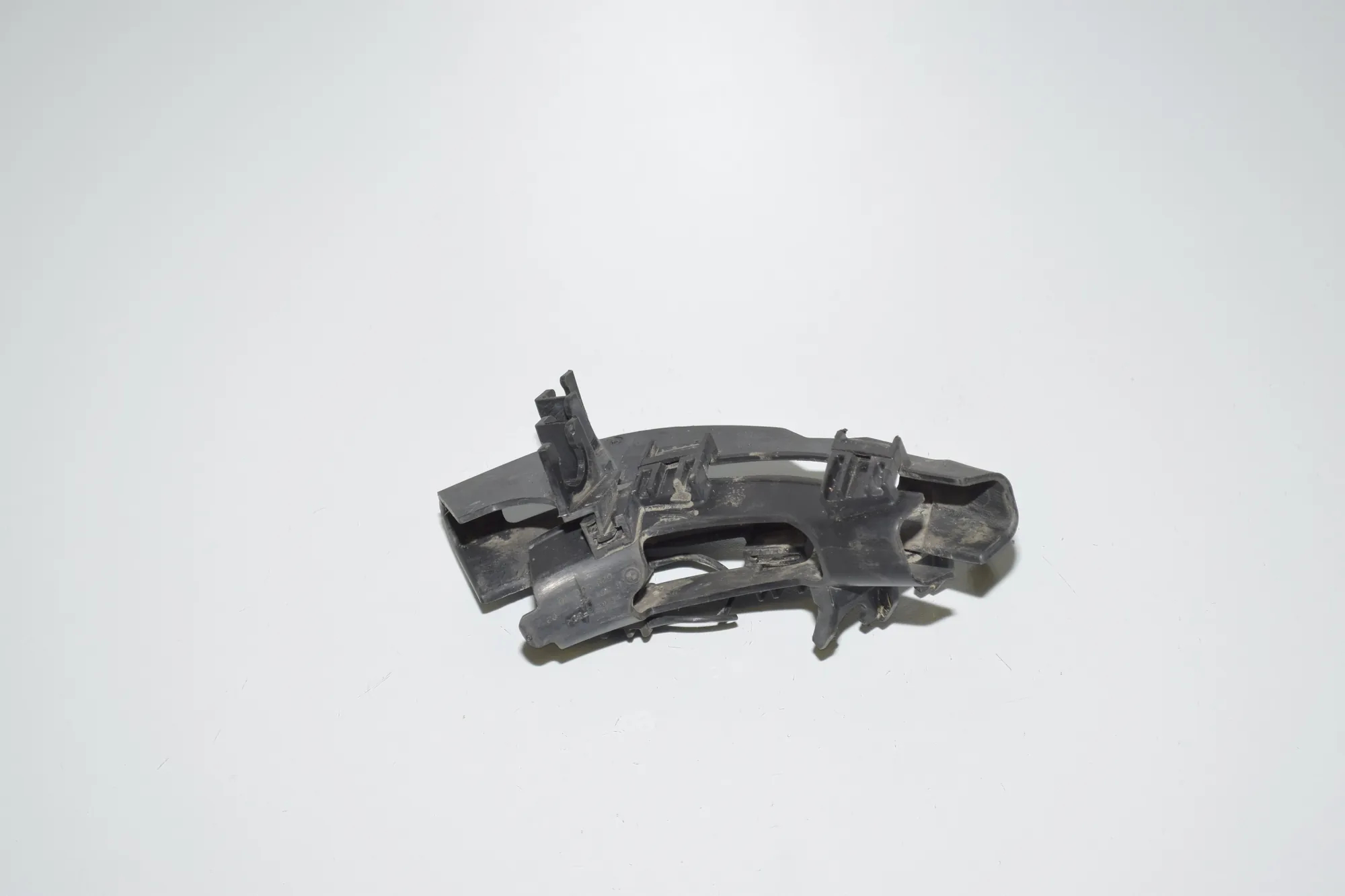 Bracket – OEM 6861837 · BMW 7 (G11, G12) 730 d, Ld xDrive 2017 – 3