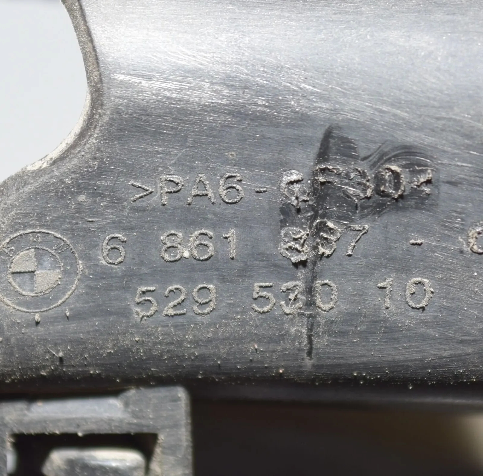 Bracket – OEM 6861837 · BMW 7 (G11, G12) 730 d, Ld xDrive 2017 – 5