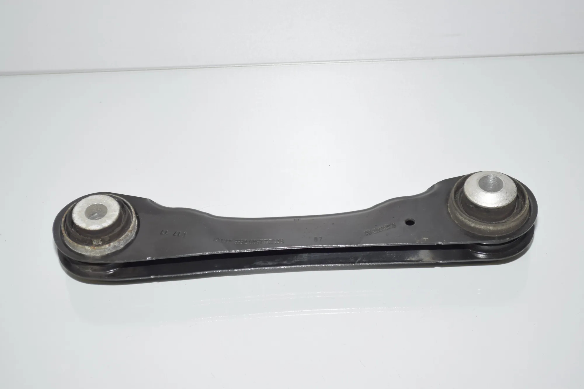 Rear Left Control Arm – OEM 6867537 · BMW 7 (G11, G12) 730 d, Ld xDrive 2017 – 2