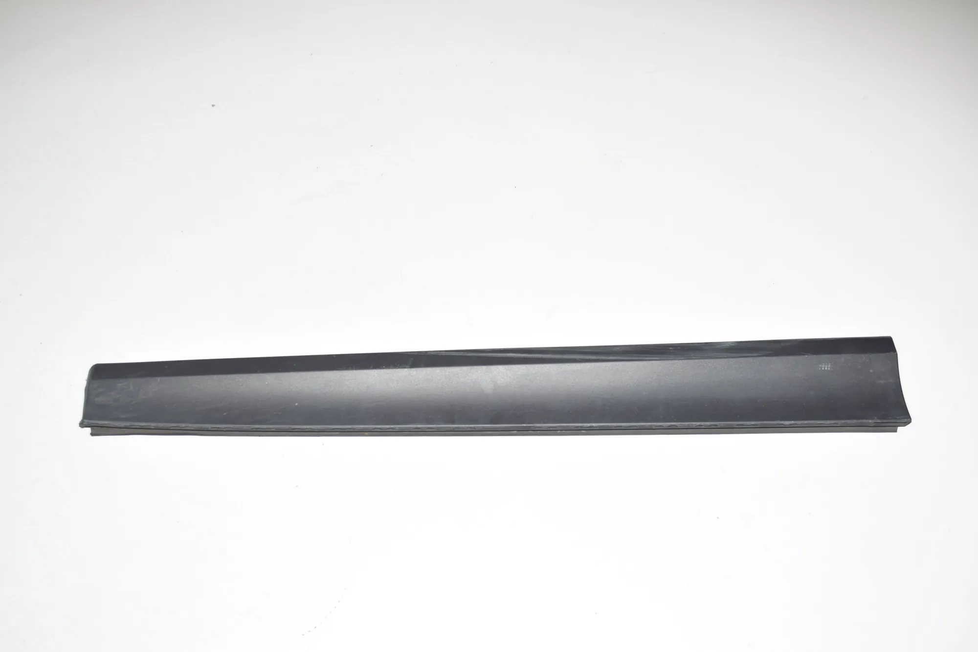 Front Left Door Lower Molding – OEM 7205779 · BMW X3 (F25) xDrive 20 d 2012 – 2