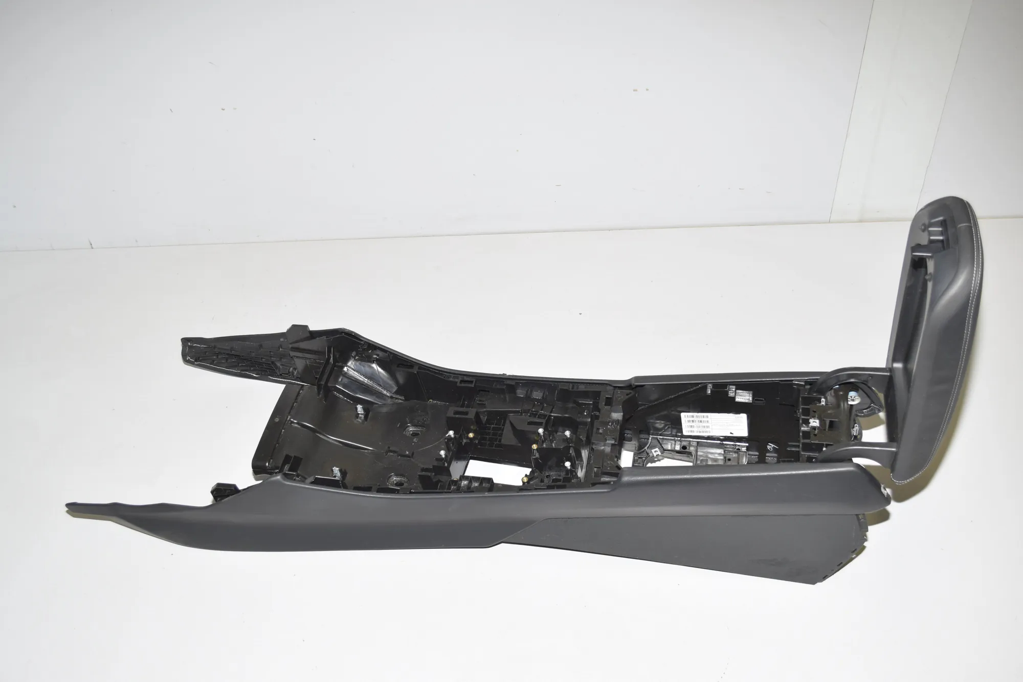Center Console – OEM 51169204253 · BMW X3 (F25) xDrive 20 d 2012