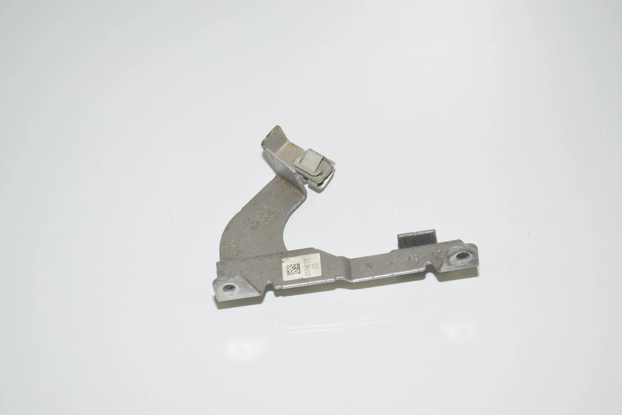 Bracket – OEM 8514031 · BMW 3 (F30, F80) 318 d 2017 – 2