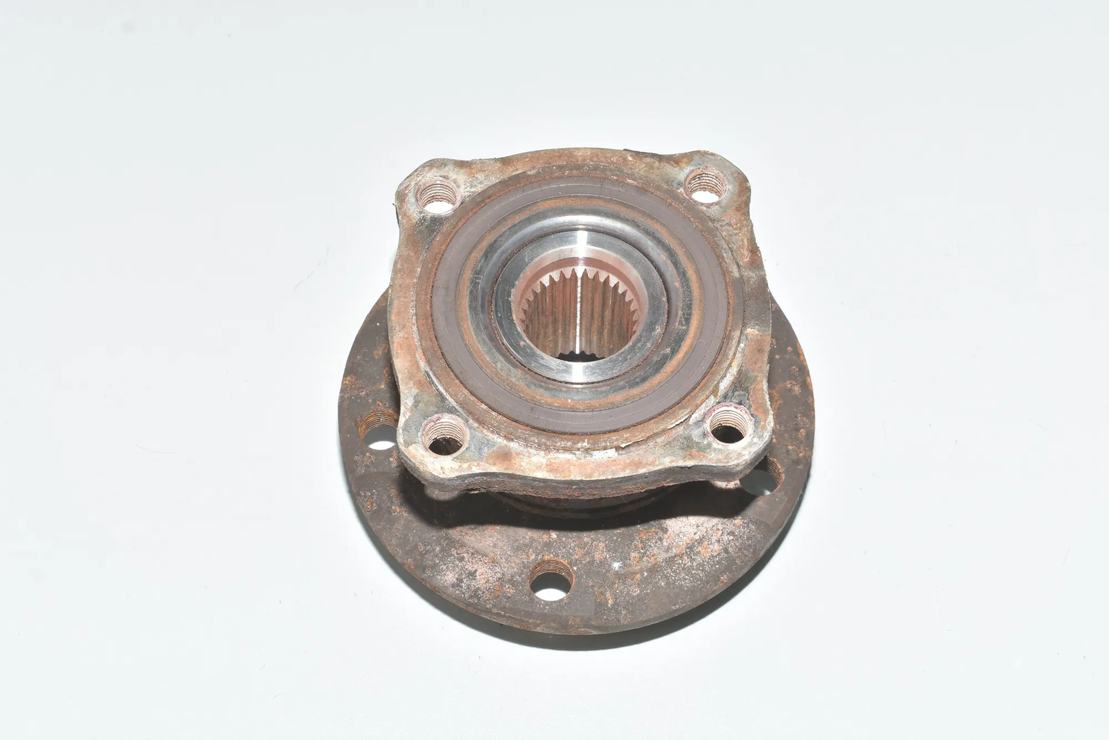 Rear Right Wheel Bearing – OEM 33006867806 · BMW 5 Touring (F11) 530 d xDrive 2014 – 3