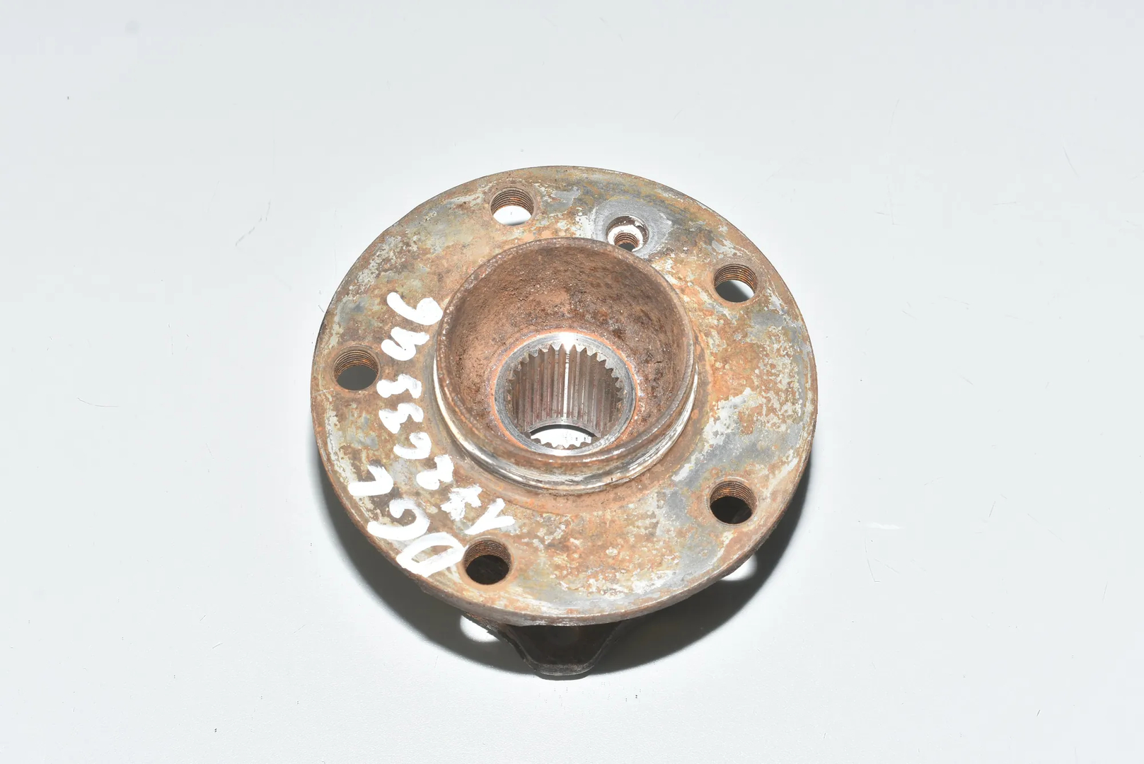 Rear Right Wheel Bearing – OEM 33006867806 · BMW 5 Touring (F11) 530 d xDrive 2014 – 2
