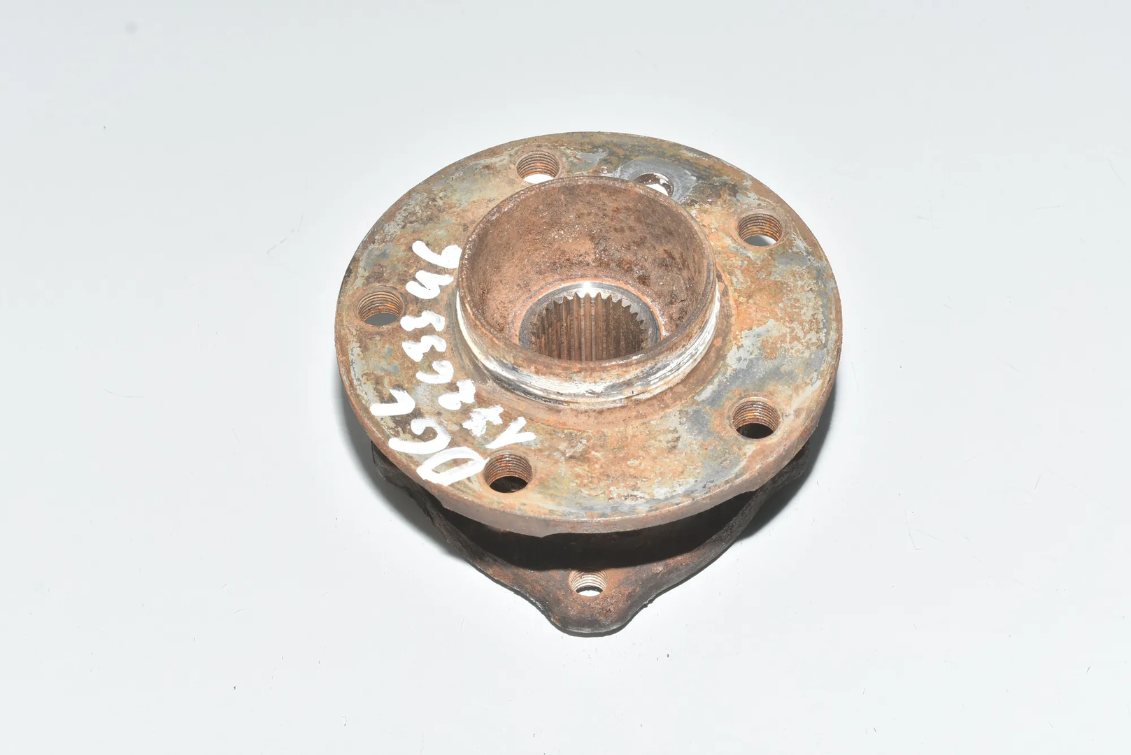 Rear Right Wheel Bearing – OEM 33006867806 · BMW 5 Touring (F11) 530 d xDrive 2014