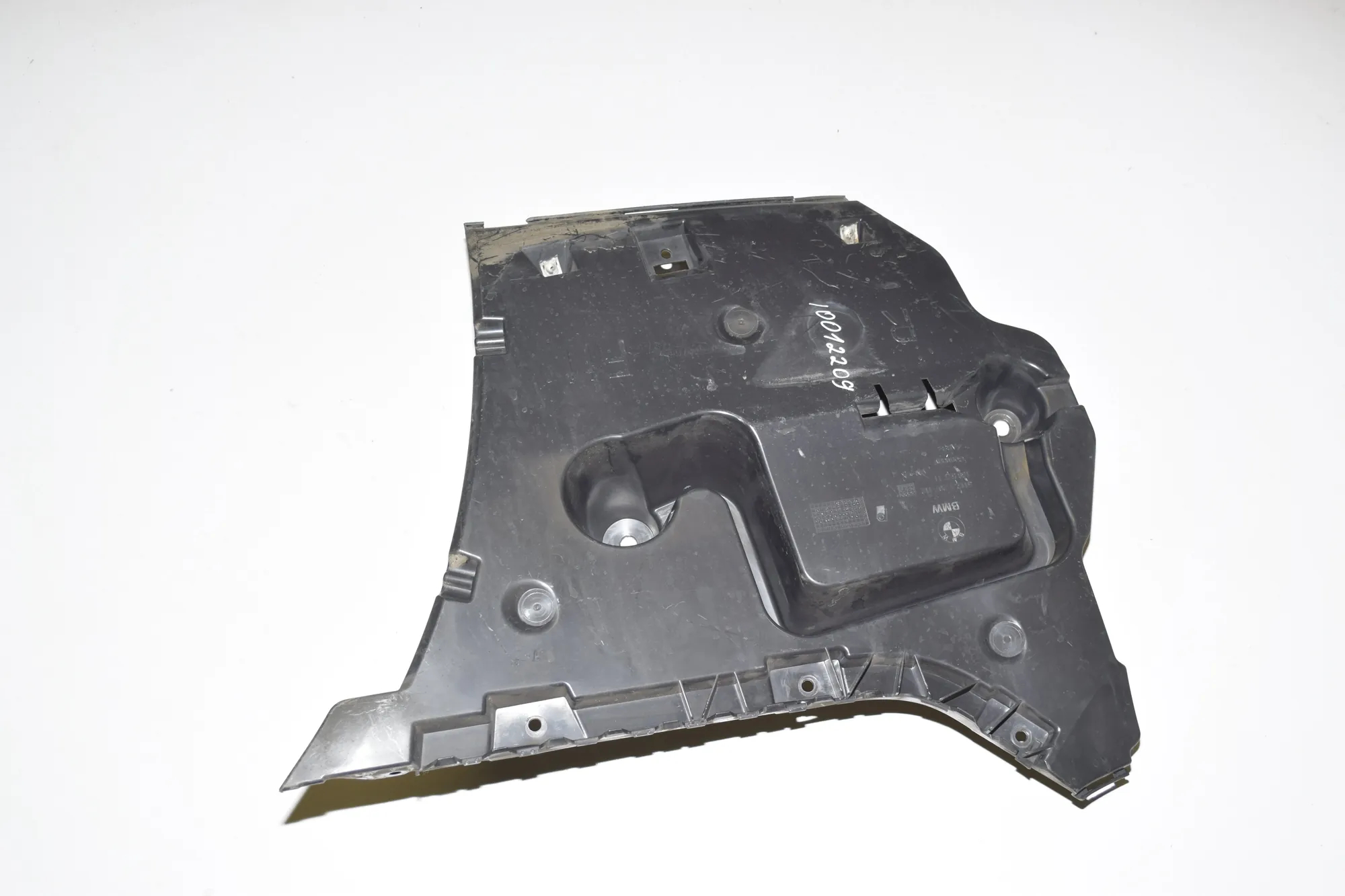 Rear Right Bumper Bracket – OEM 7207112 · BMW 5 Touring (F11) 530 d xDrive 2014