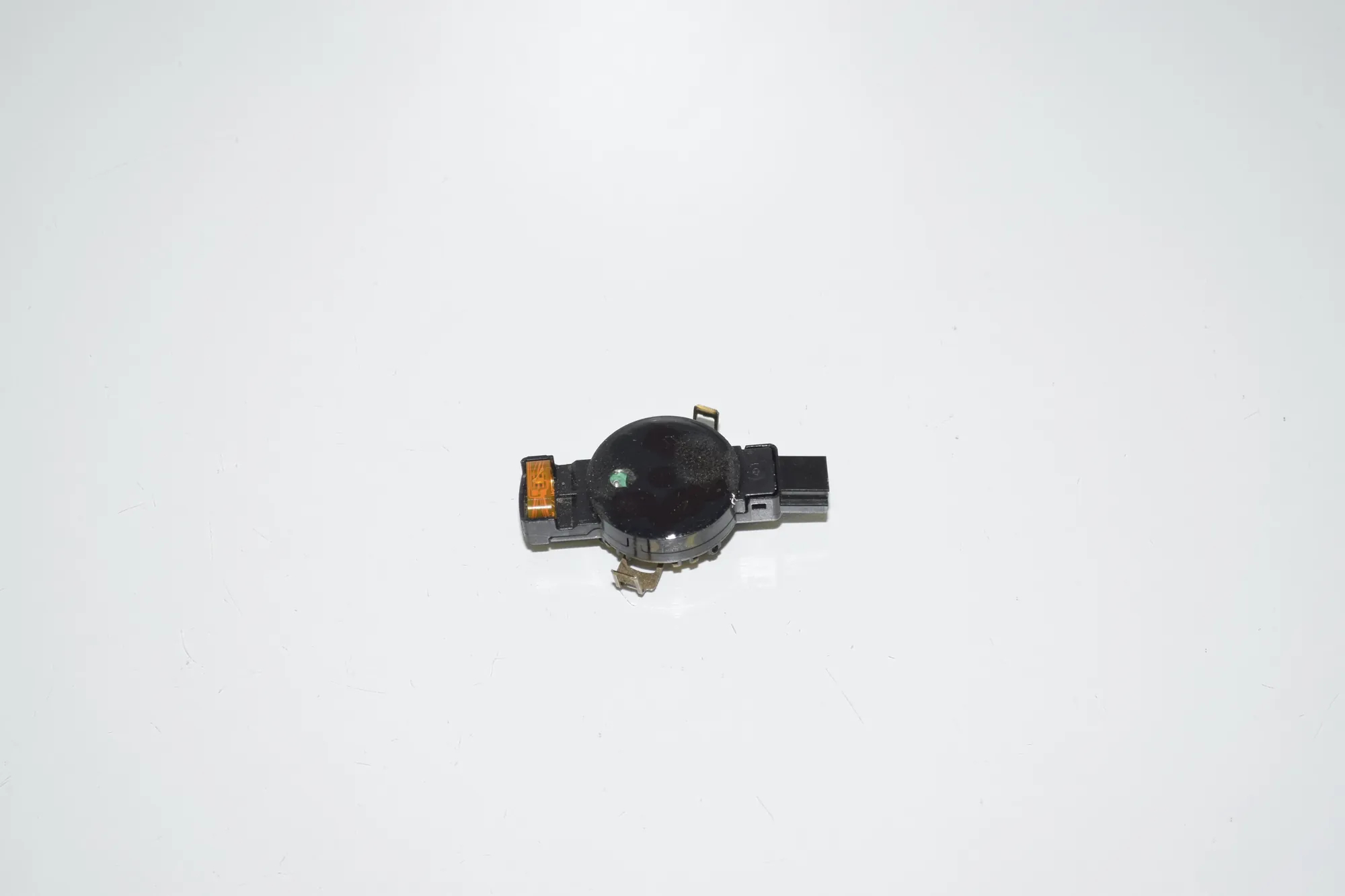 Rain Sensor – OEM 9388215 · BMW i3 (I01) BMW i3 (I01) Hybrid 2020 – 2