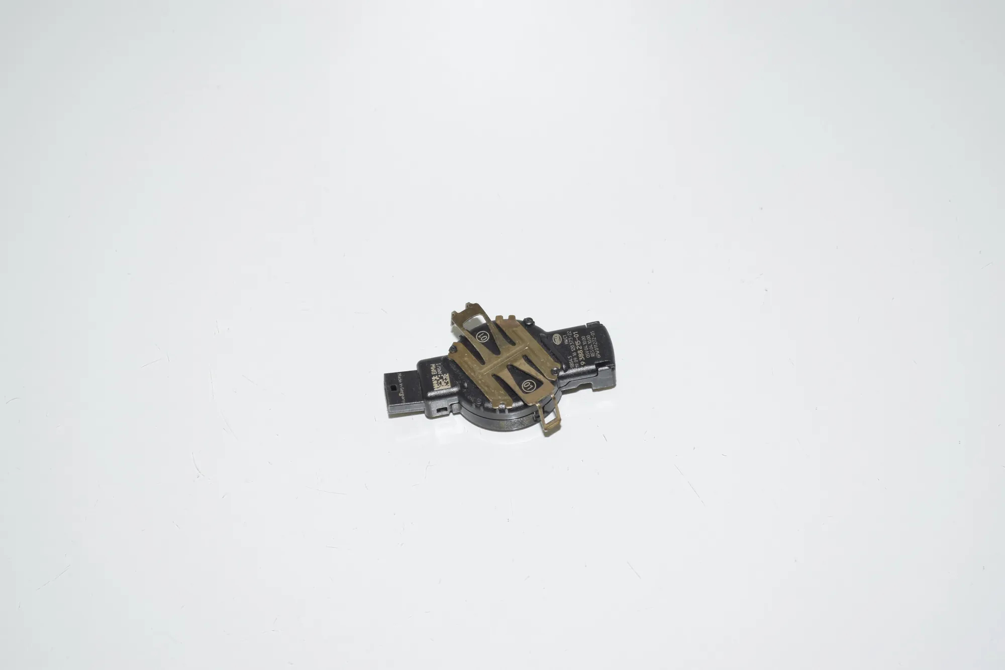 Rain Sensor – OEM 9388215 · BMW i3 (I01) BMW i3 (I01) Hybrid 2020