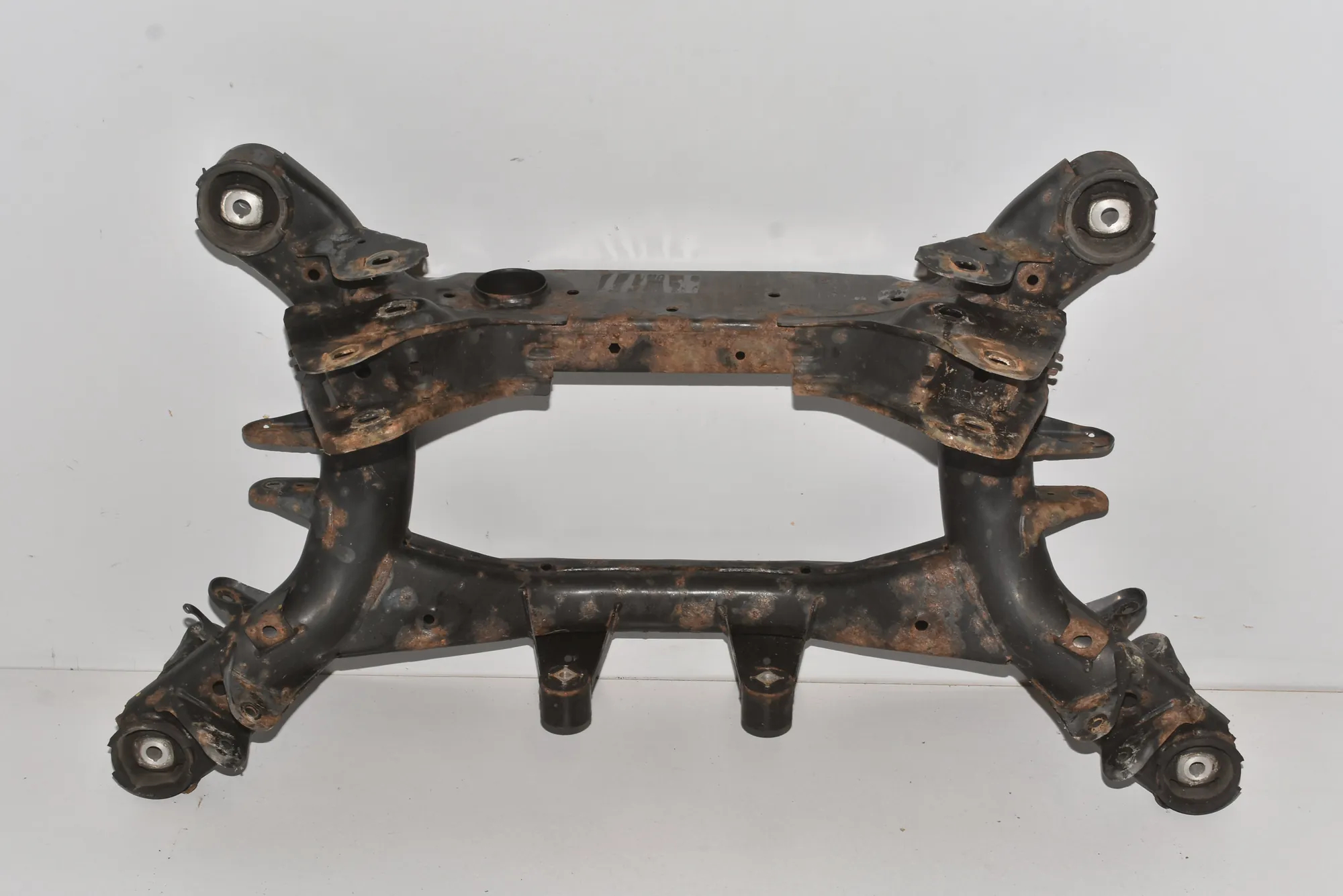 Rear Subframe – OEM 33316857983 · BMW X3 (F25) xDrive 20 d 2012