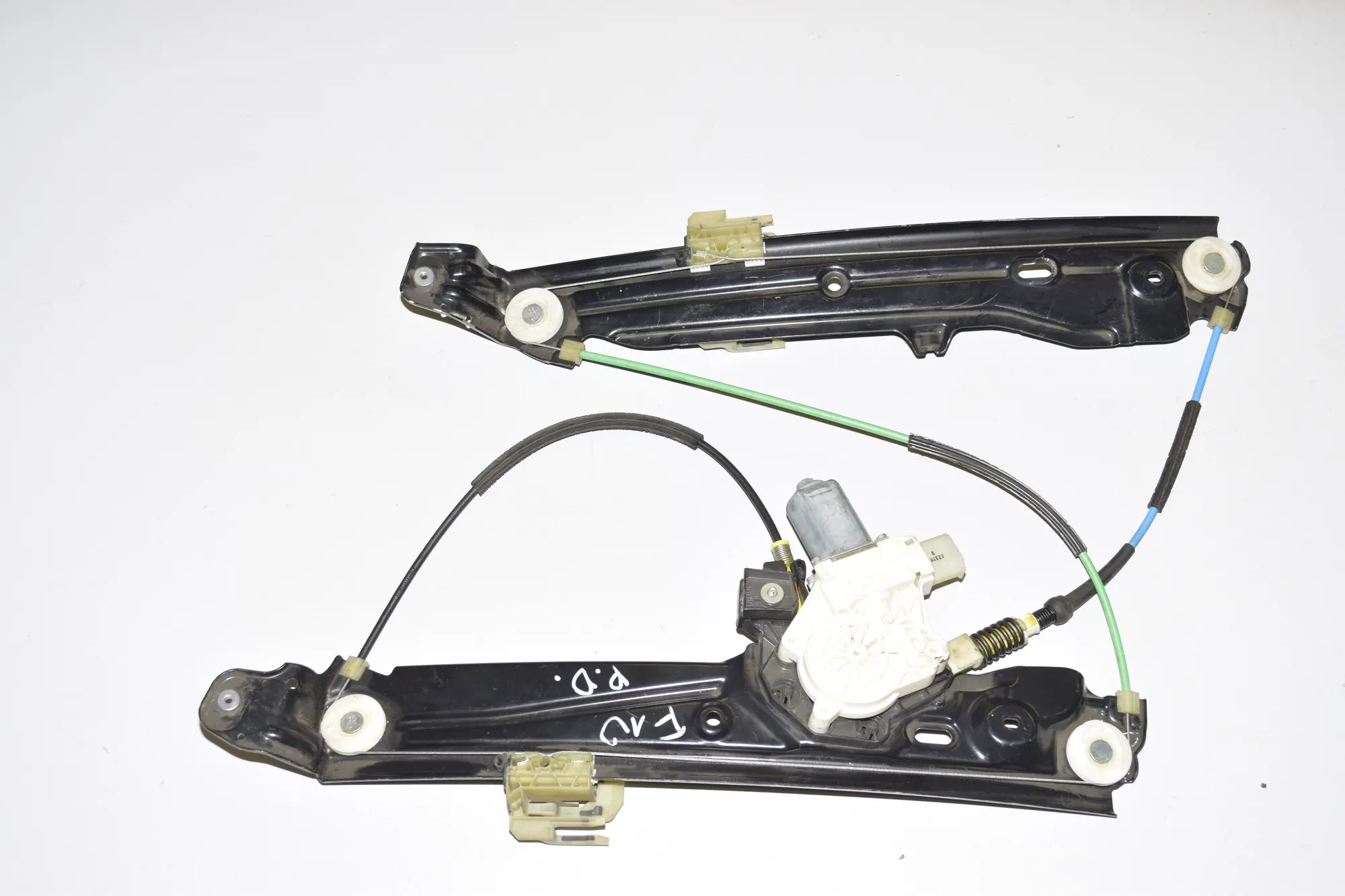 Front Right Door Window Regulator – OEM 51337182132 · BMW 5 (F10) BMW 5 (F10) 520 d 2010