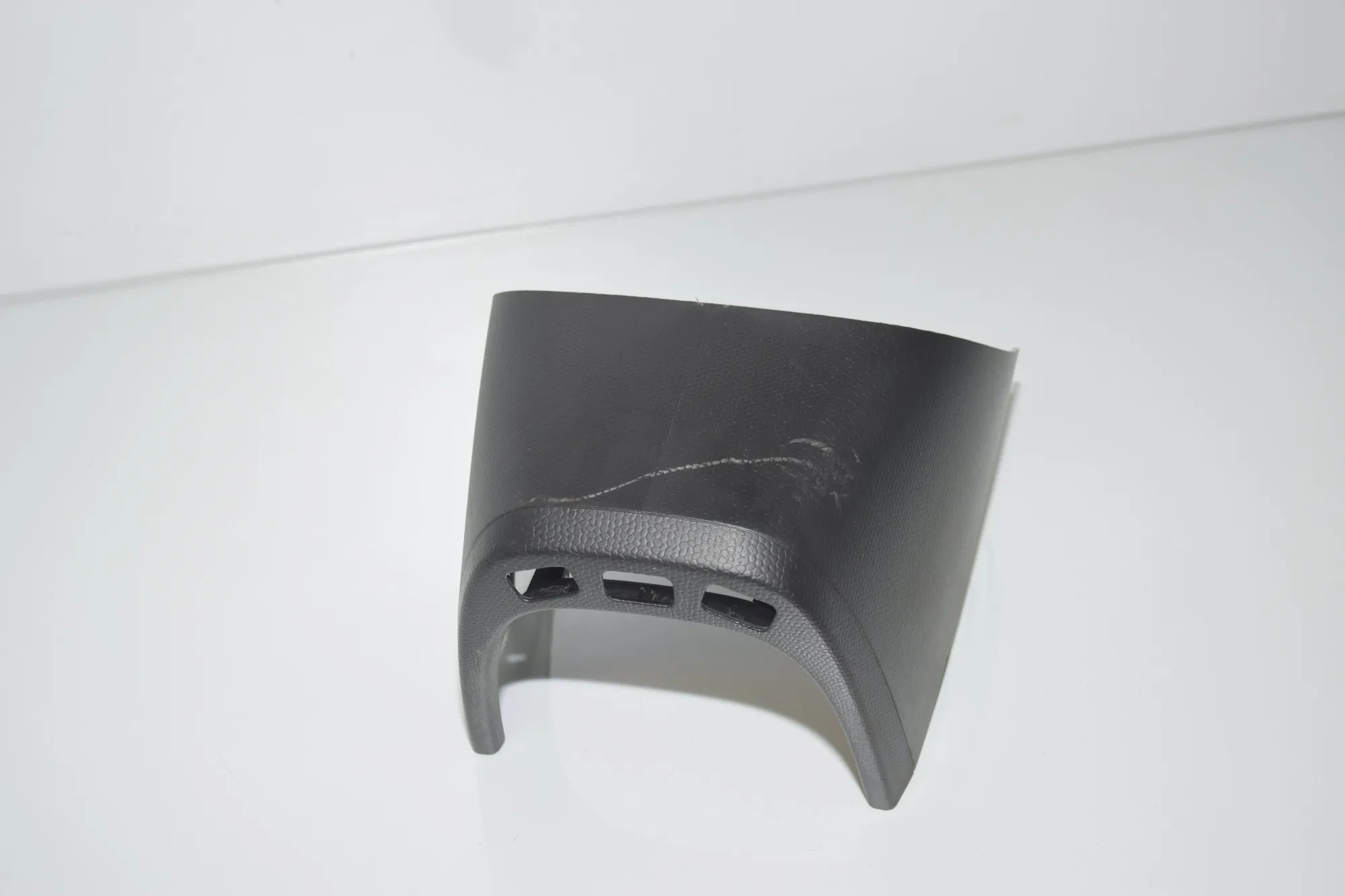 Center Console Trim – OEM 51169292461 · BMW i3 (I01) BMW i3 (I01) Hybrid 2014 – 2