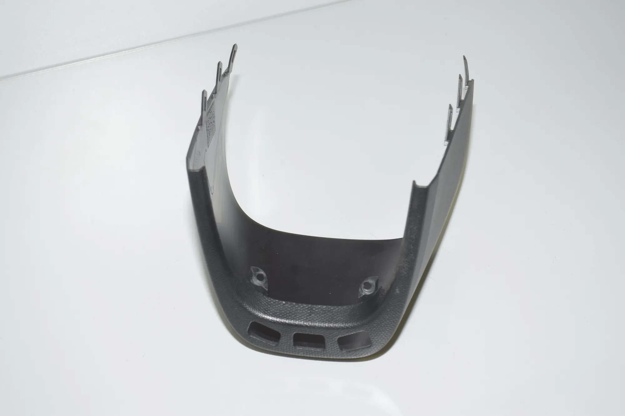 Center Console Trim – OEM 51169292461 · BMW i3 (I01) BMW i3 (I01) Hybrid 2014 – 5