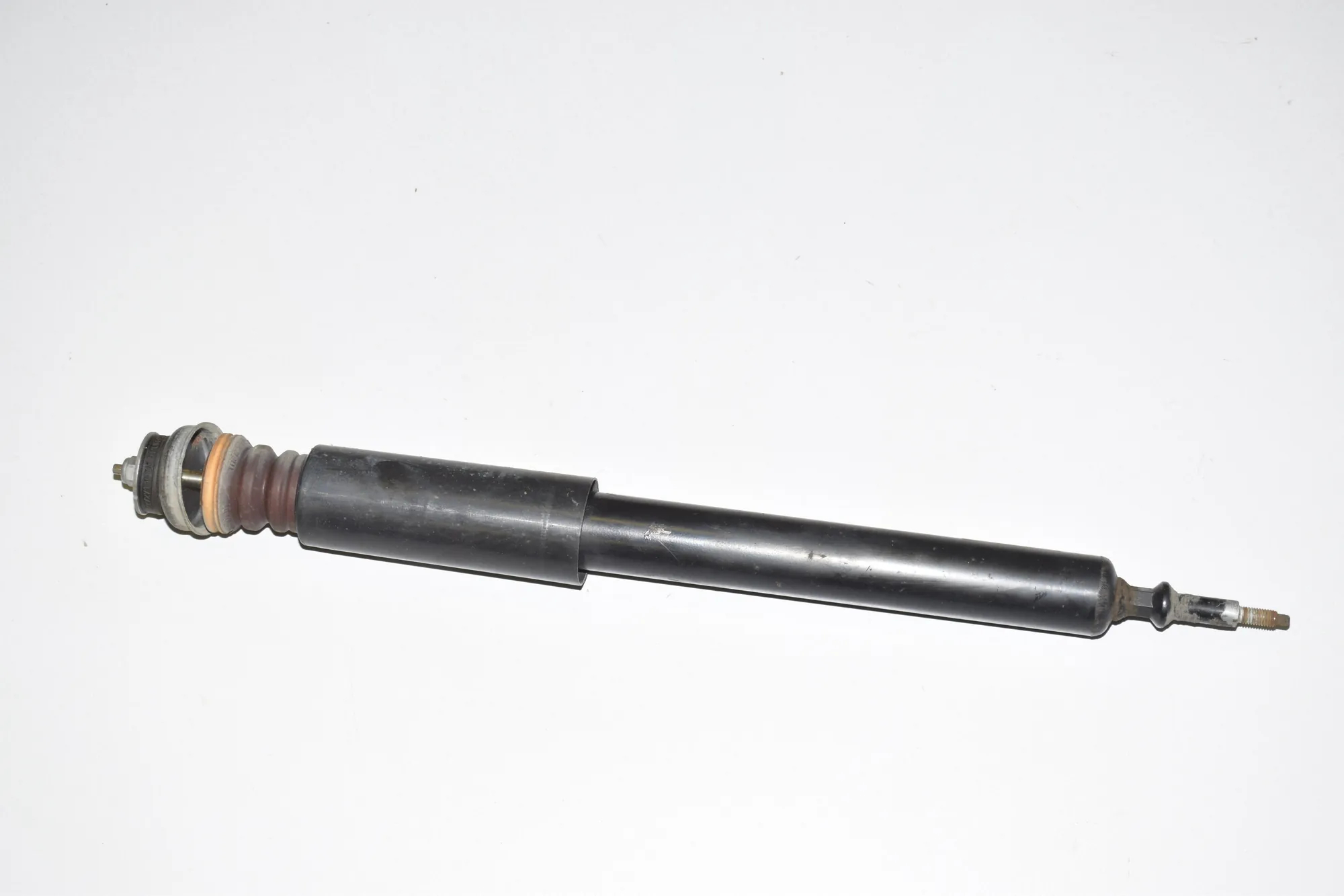 Rear Left Shock Absorber – OEM 6851342 · BMW X1 (E84) xDrive 28 i 2011