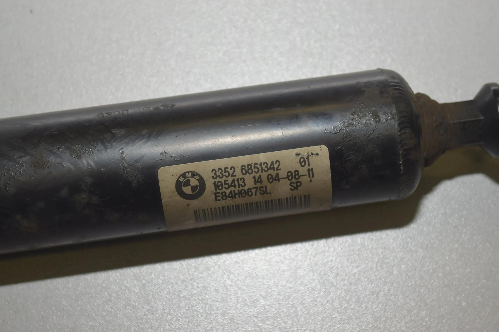 Rear Left Shock Absorber – OEM 6851342 · BMW X1 (E84) xDrive 28 i 2011 – 5