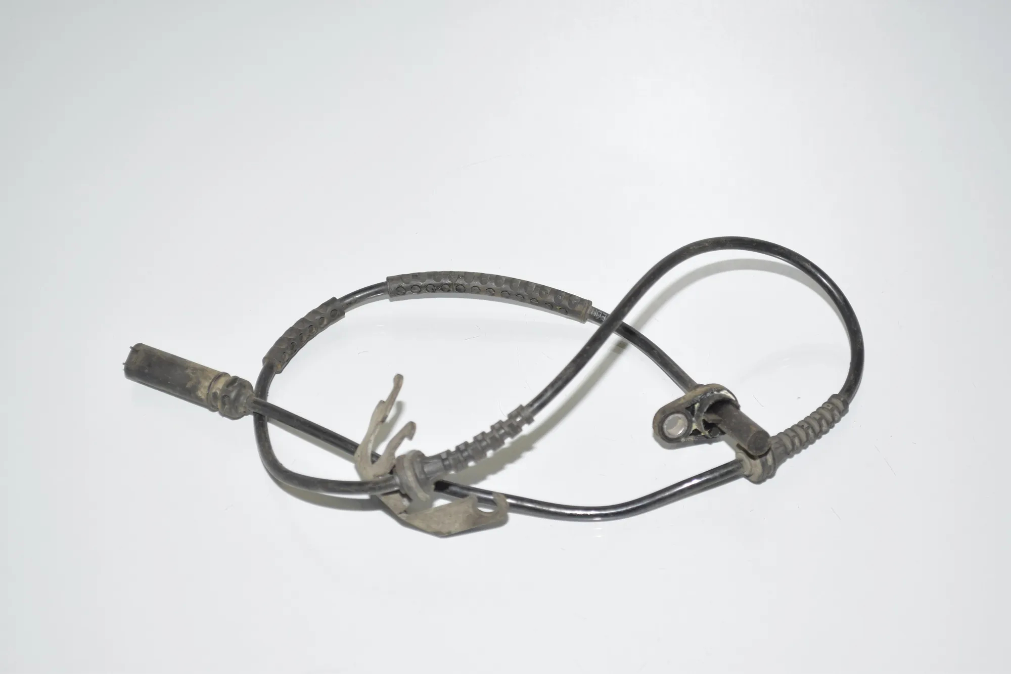 Front Right ABS Sensor – OEM 34526782099 · BMW 5 Gran Turismo (F07) BMW 5 Gran Turismo (F07) 520 d 2011