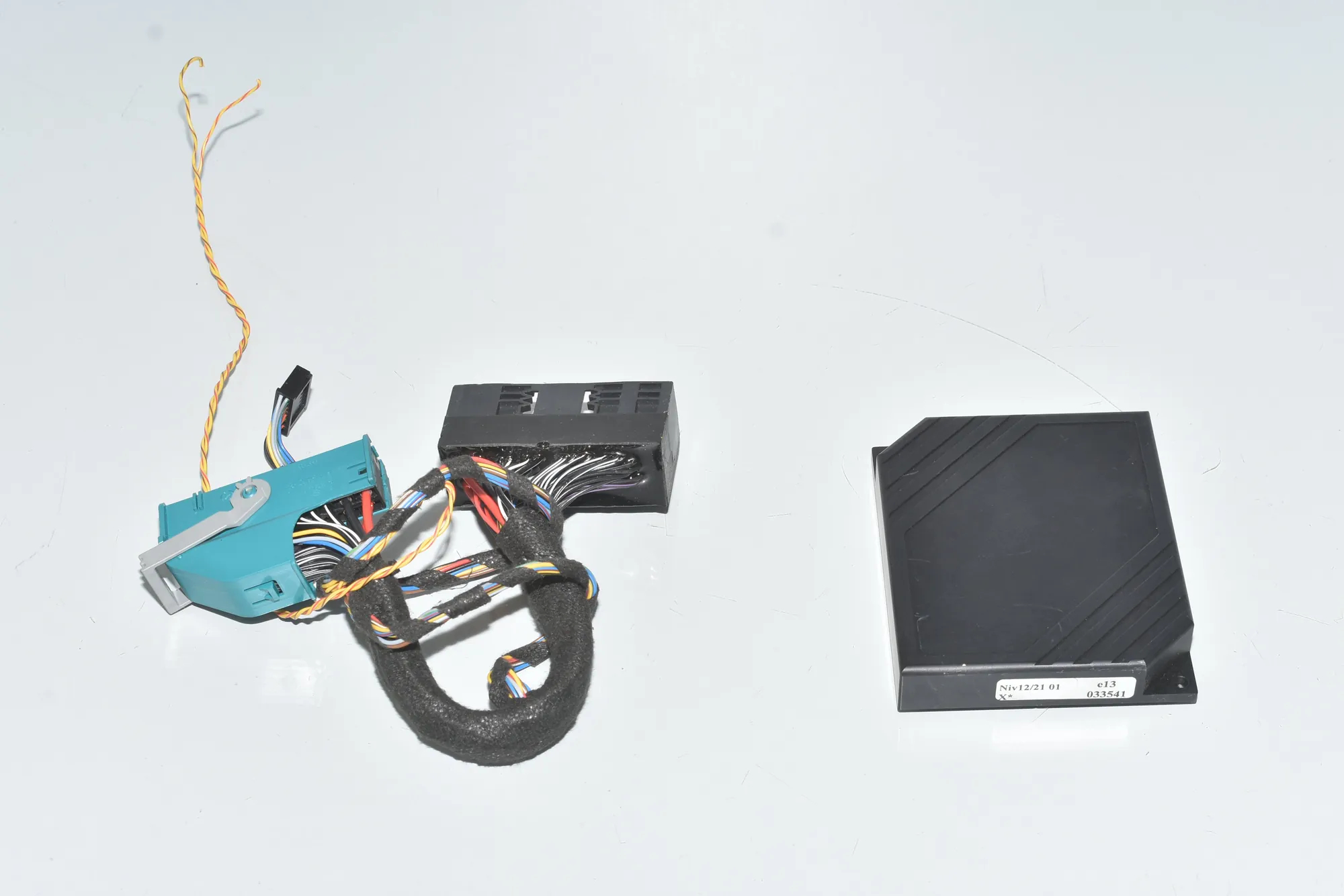 Other Control Units – OEM 033541 · BMW X7 (G07) BMW X7 (G07) xDrive M 50 D 2020 – 2