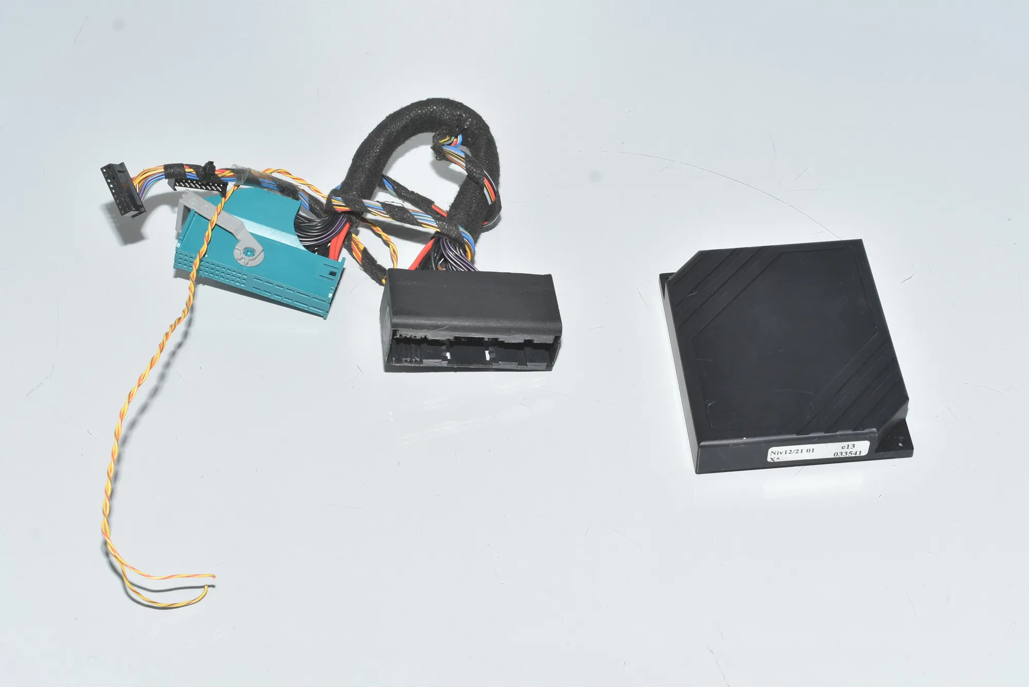 Other Control Units – OEM 033541 · BMW X7 (G07) BMW X7 (G07) xDrive M 50 D 2020 – 3