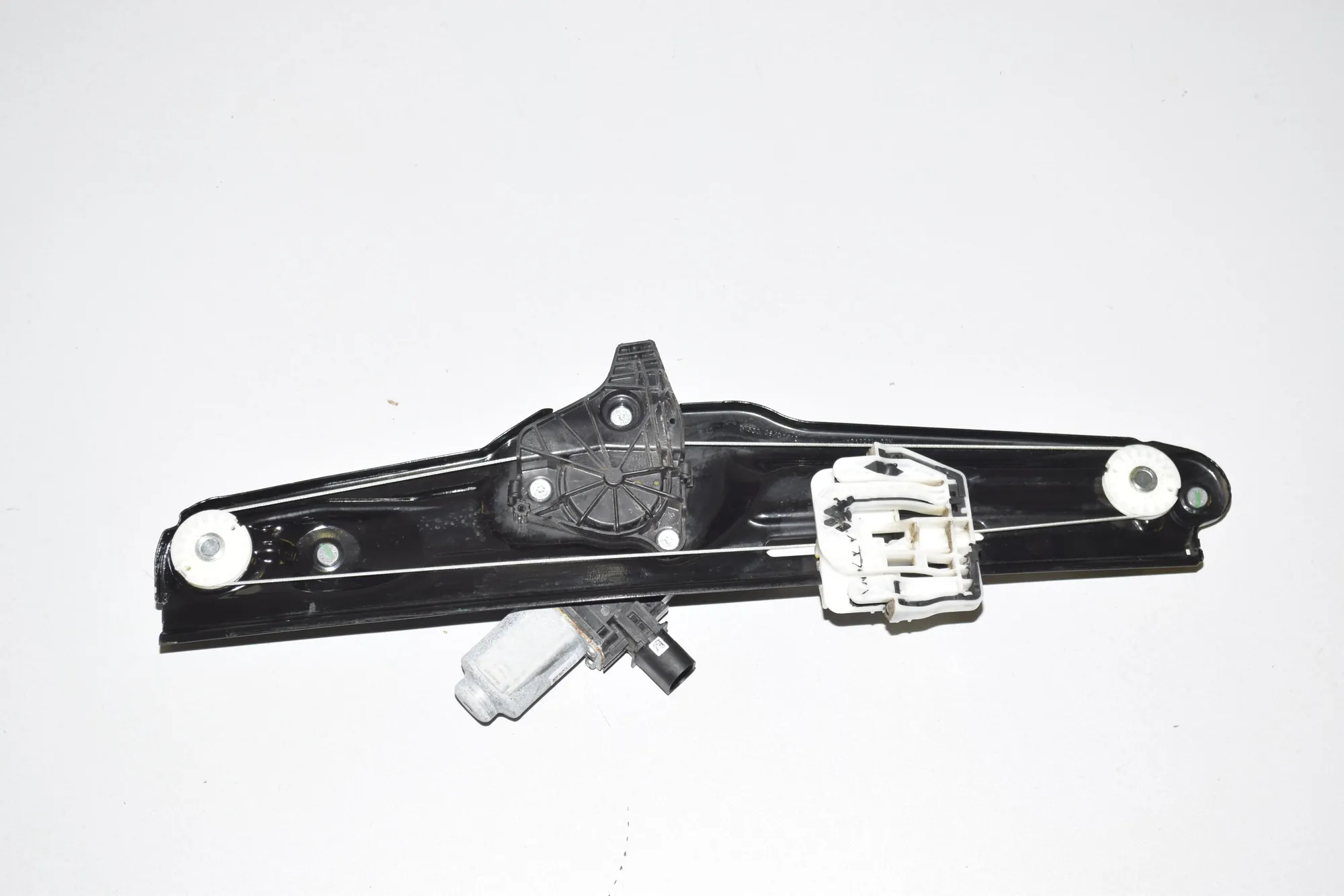 Rear Left Door Window Regulator – OEM 7258535 · BMW X3 (F25) xDrive 20 d 2012
