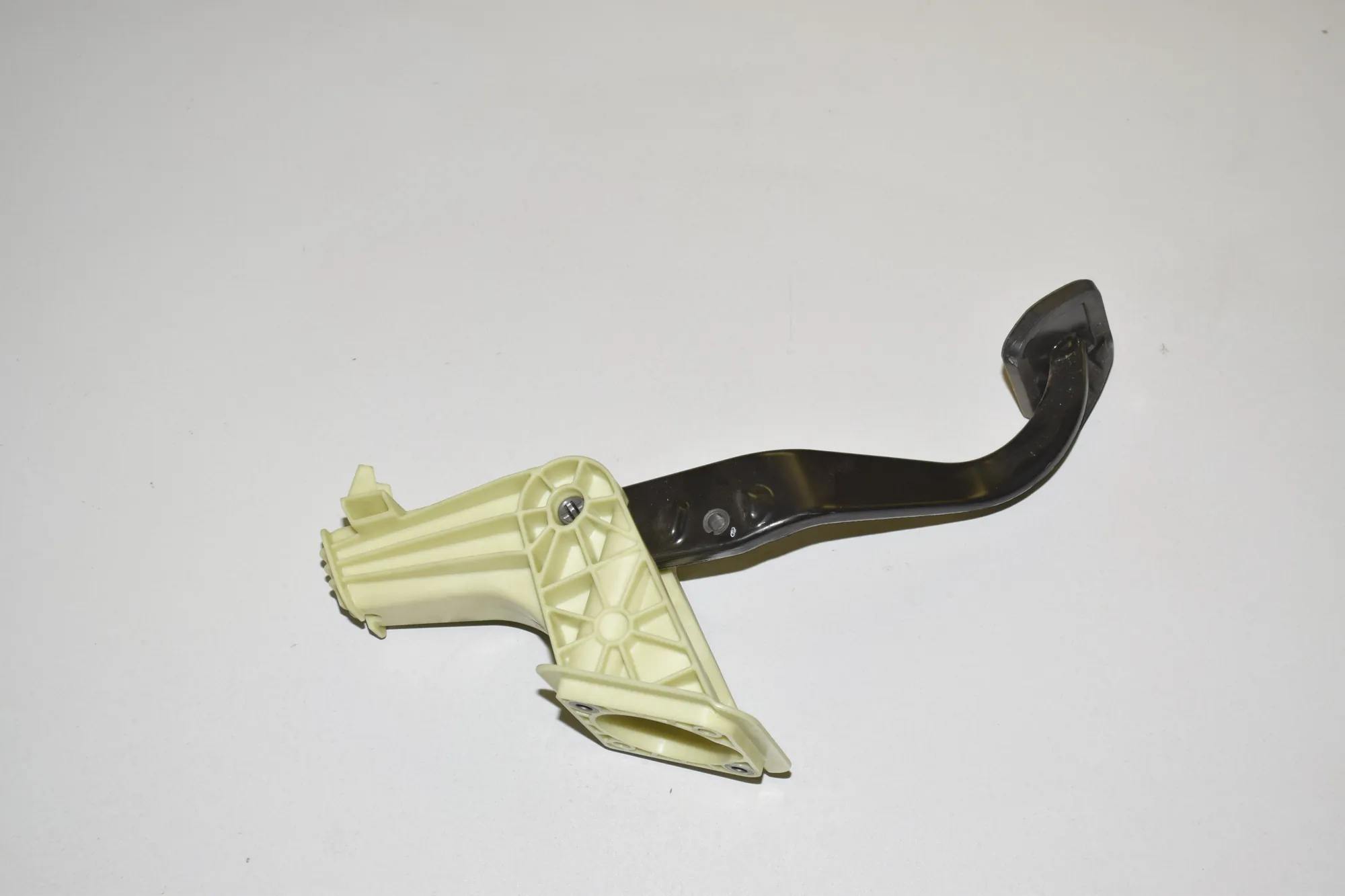 Brake Pedal – OEM 6787363 · BMW X3 (F25) xDrive 20 d 2012 – 4
