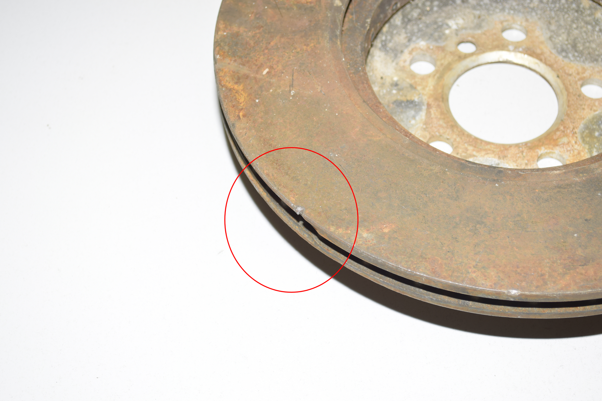 Rear Right Brake Disc – OEM 34216860925 · BMW 5 (G30) BMW 5 (G30) 525 d 2017 – 5