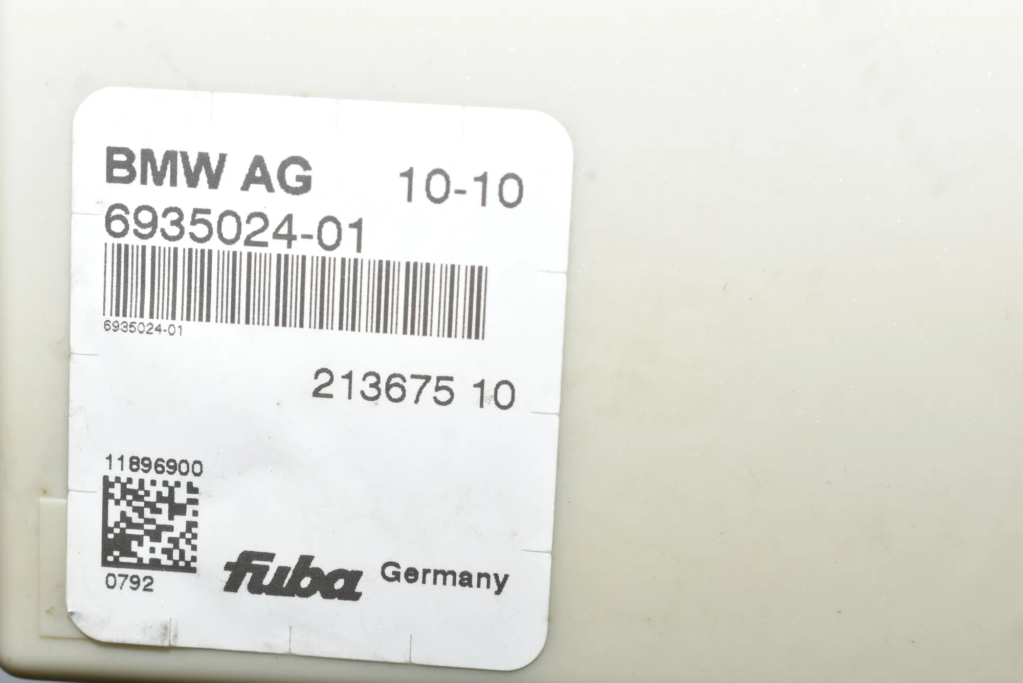 Antenna – OEM 65206935024 · BMW 3 (E90) 325 d 2010 – 4