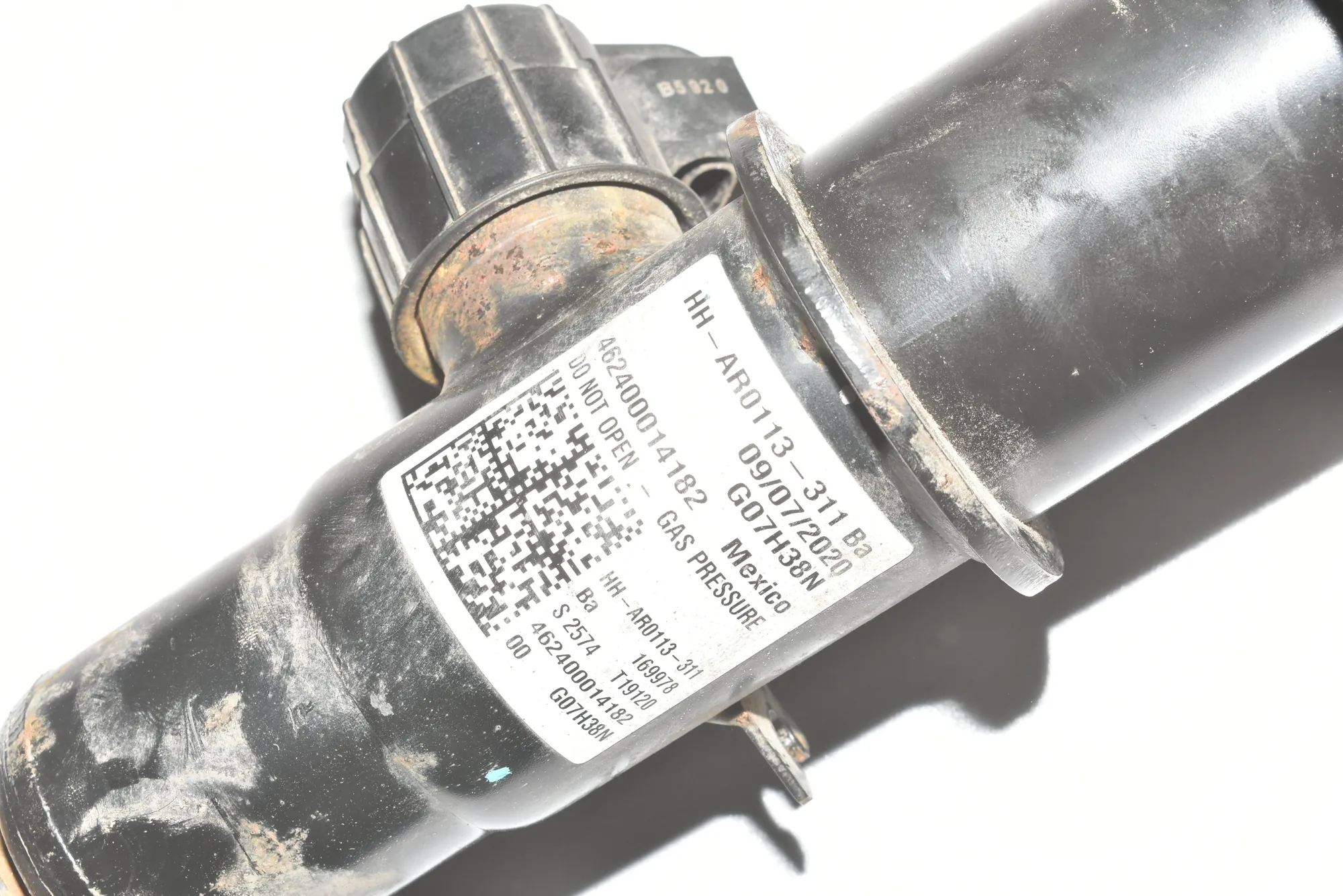 Rear Left Air Shock Absorber – OEM 78315615 · BMW X7 (G07) BMW X7 (G07) xDrive M 50 D 2020 – 4
