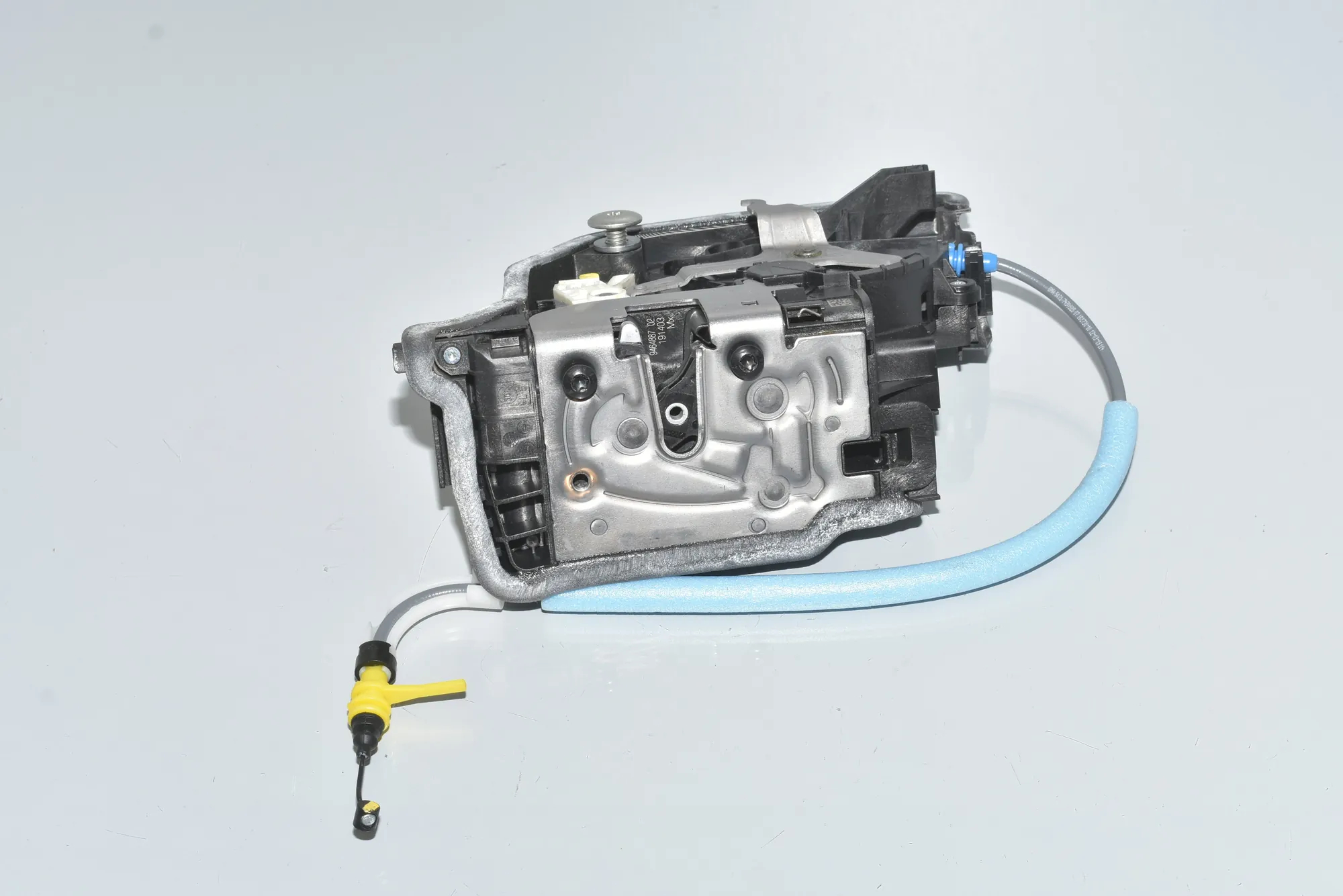 Front Left Door Lock – OEM 51229464887 · BMW X7 (G07) BMW X7 (G07) xDrive M 50 D 2020 – 3