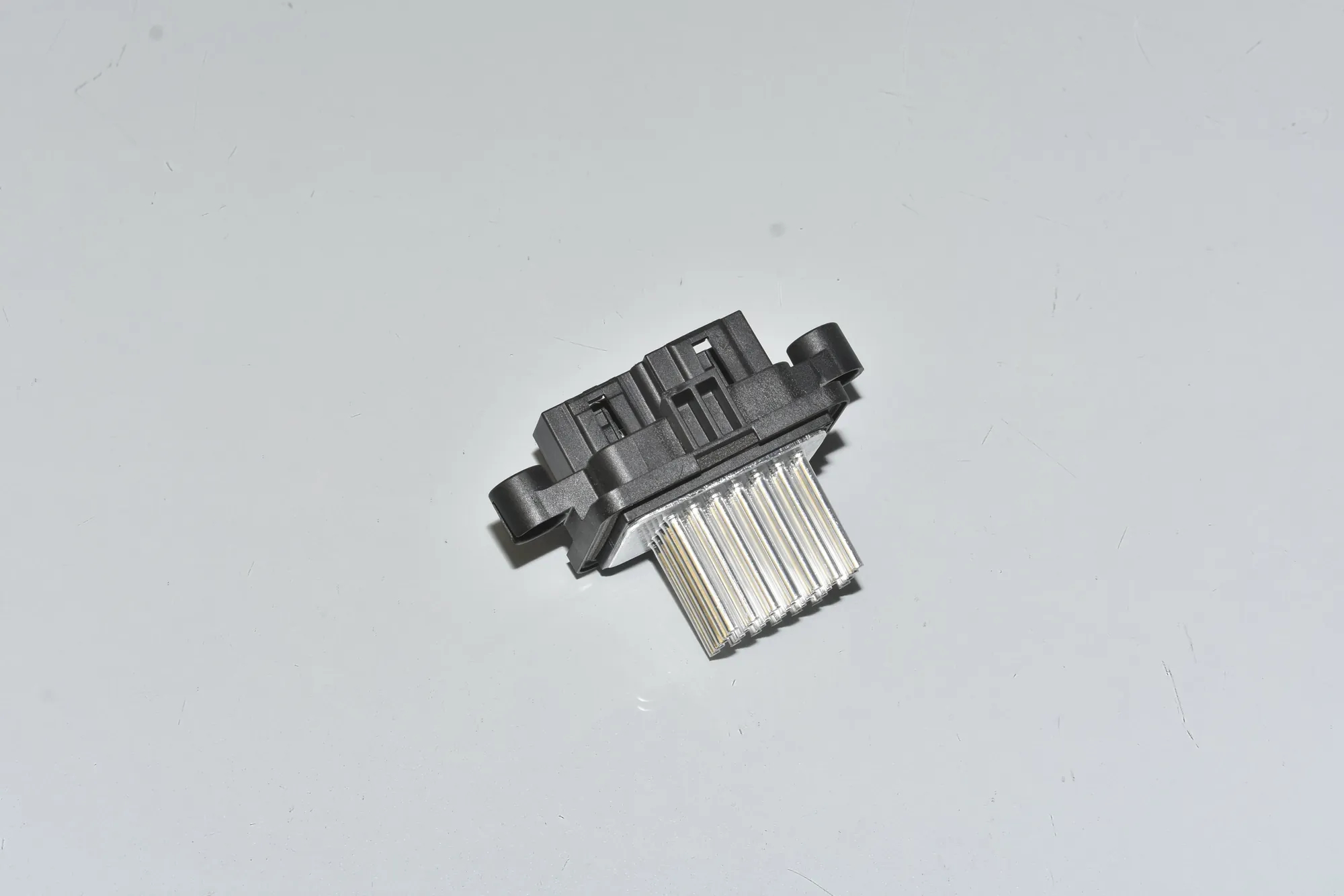 Interior Heater Resistor – OEM 64119354174 · BMW X7 (G07) BMW X7 (G07) xDrive M 50 D 2020 – 3