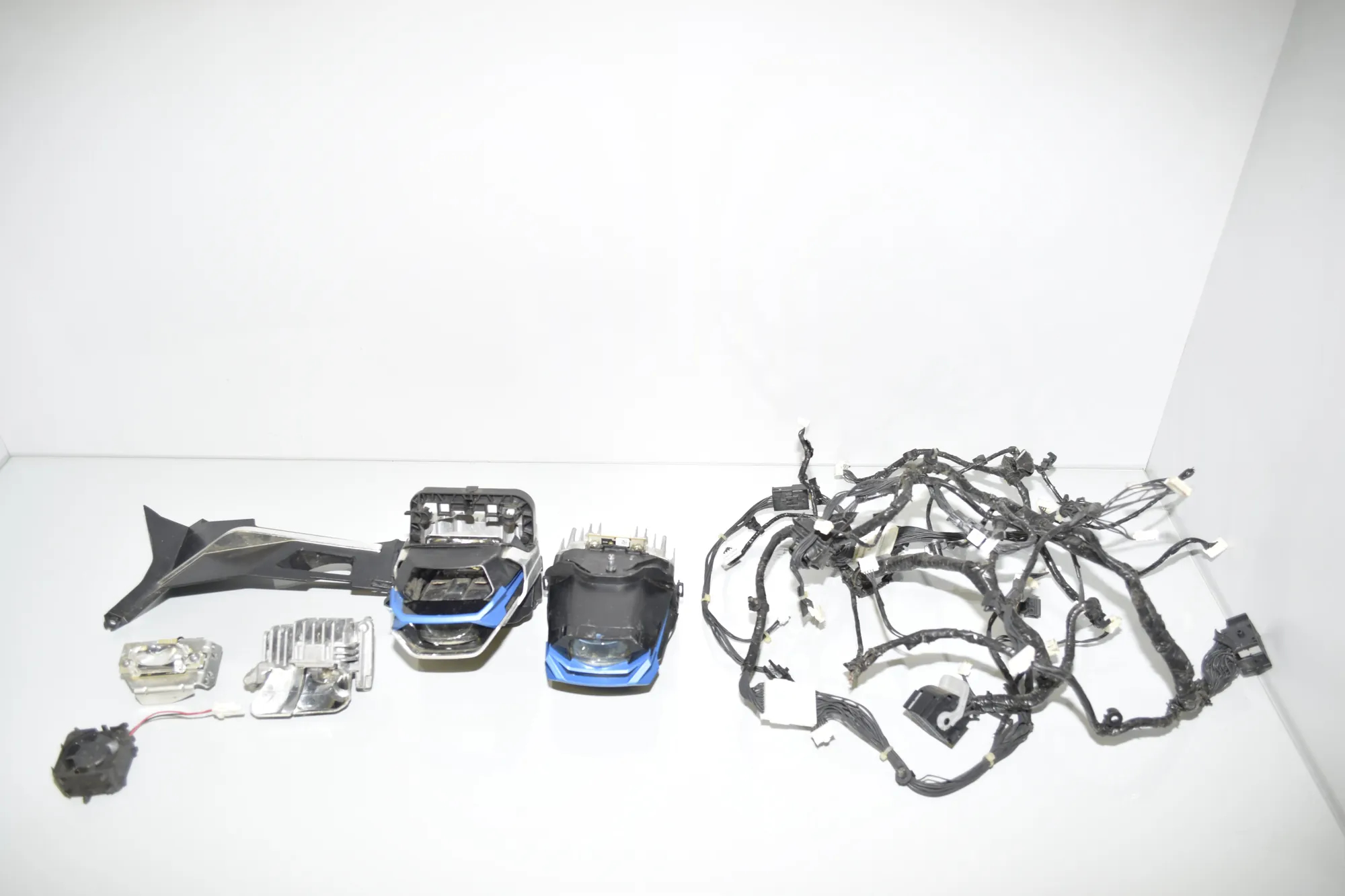 LED Lights Control Unit – OEM 6002TK1575 · BMW X7 (G07) BMW X7 (G07) xDrive M 50 D 2021