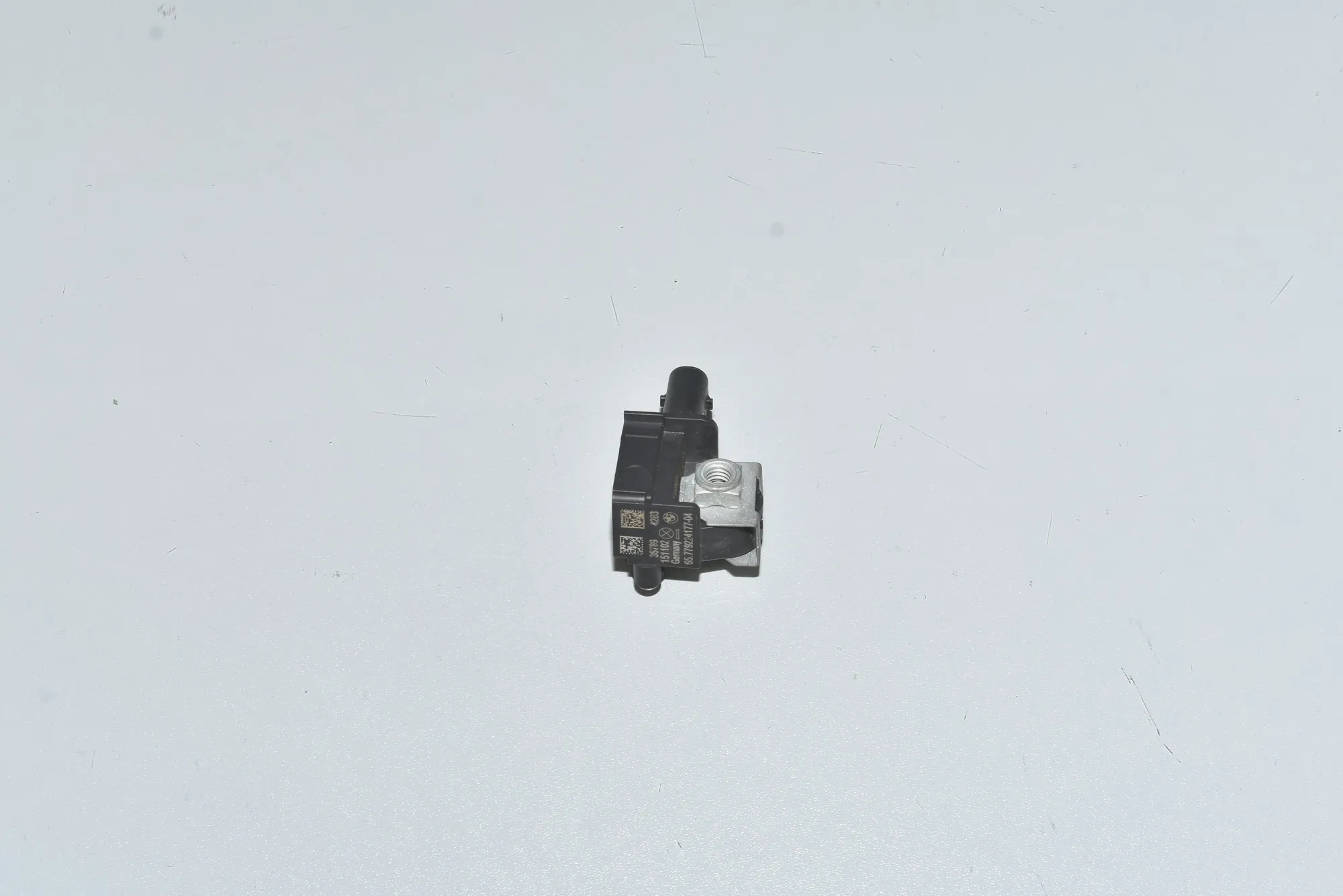 Front Left Impact Sensor – OEM 65779224177 · BMW 5 (F10) 535 d xDrive 2015 – 2