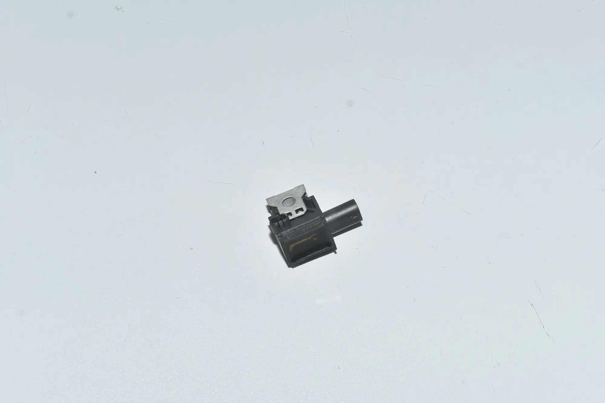 Front Left Impact Sensor – OEM 65779224177 · BMW 5 (F10) 535 d xDrive 2015