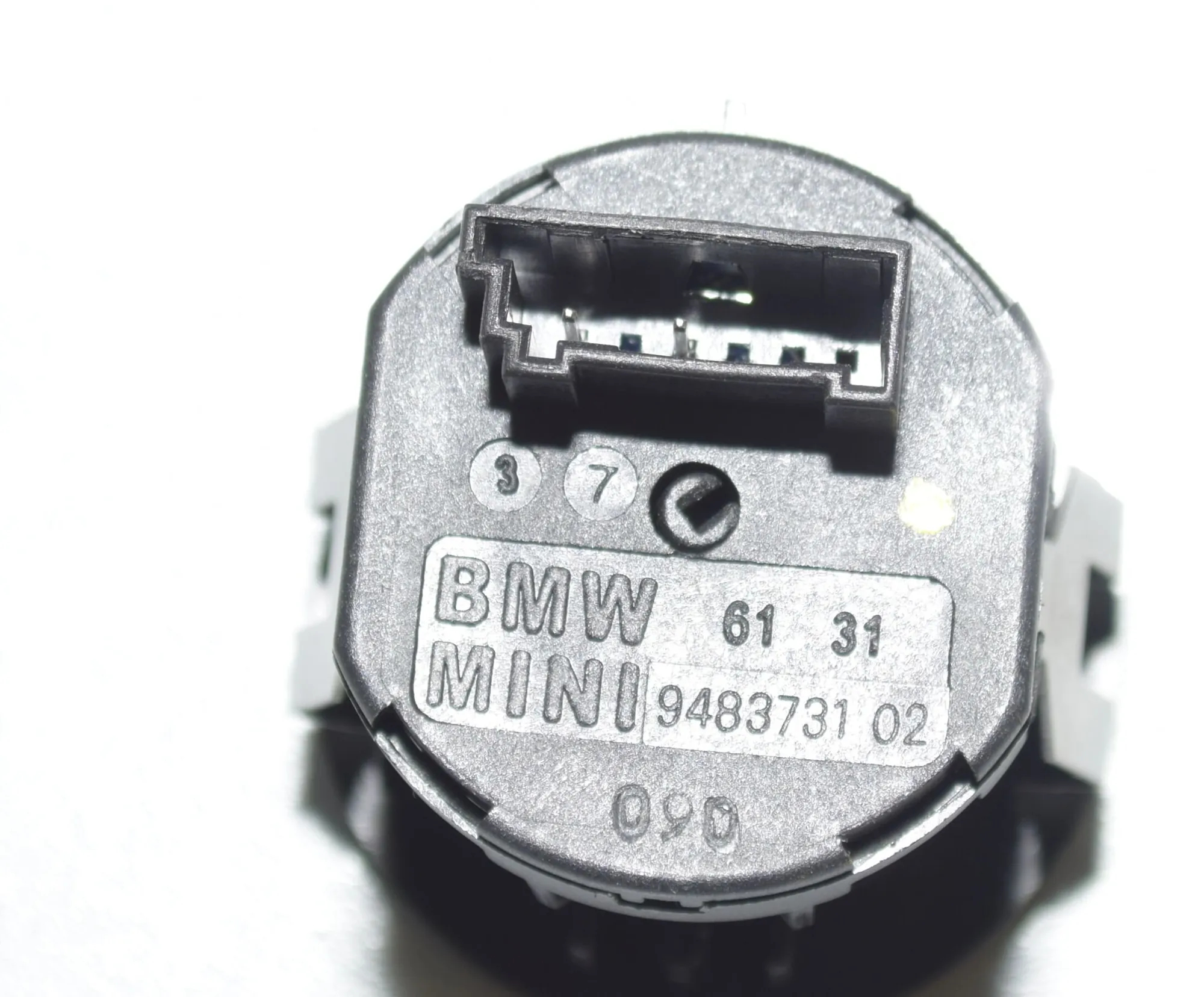 SRS Switch – OEM 9483731 · BMW X7 (G07) BMW X7 (G07) xDrive M 50 D 2020 – 5