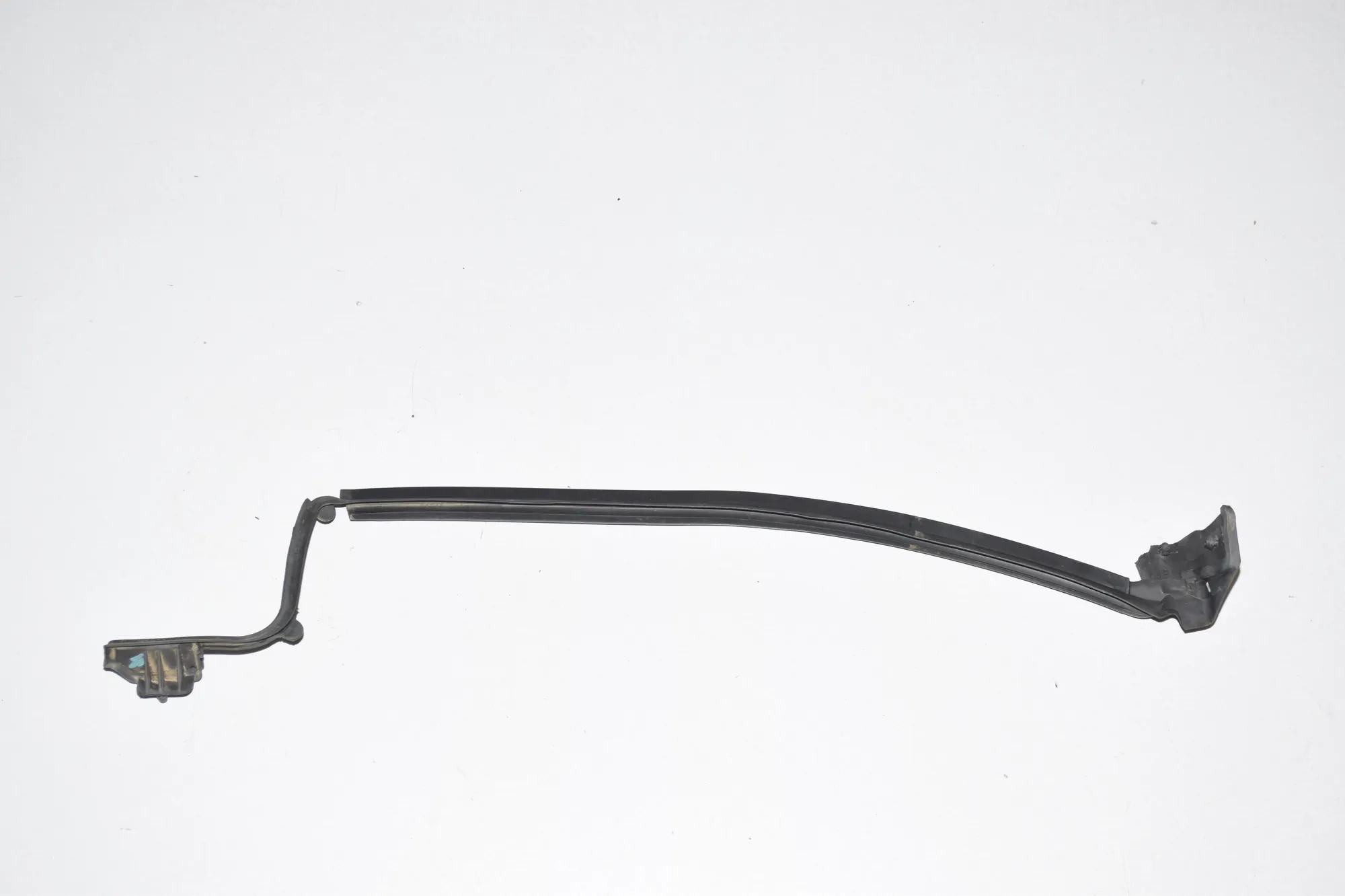 Rear Right Door Seal Rubber – OEM 7301746 · BMW i3 (I01) Hybrid 2017