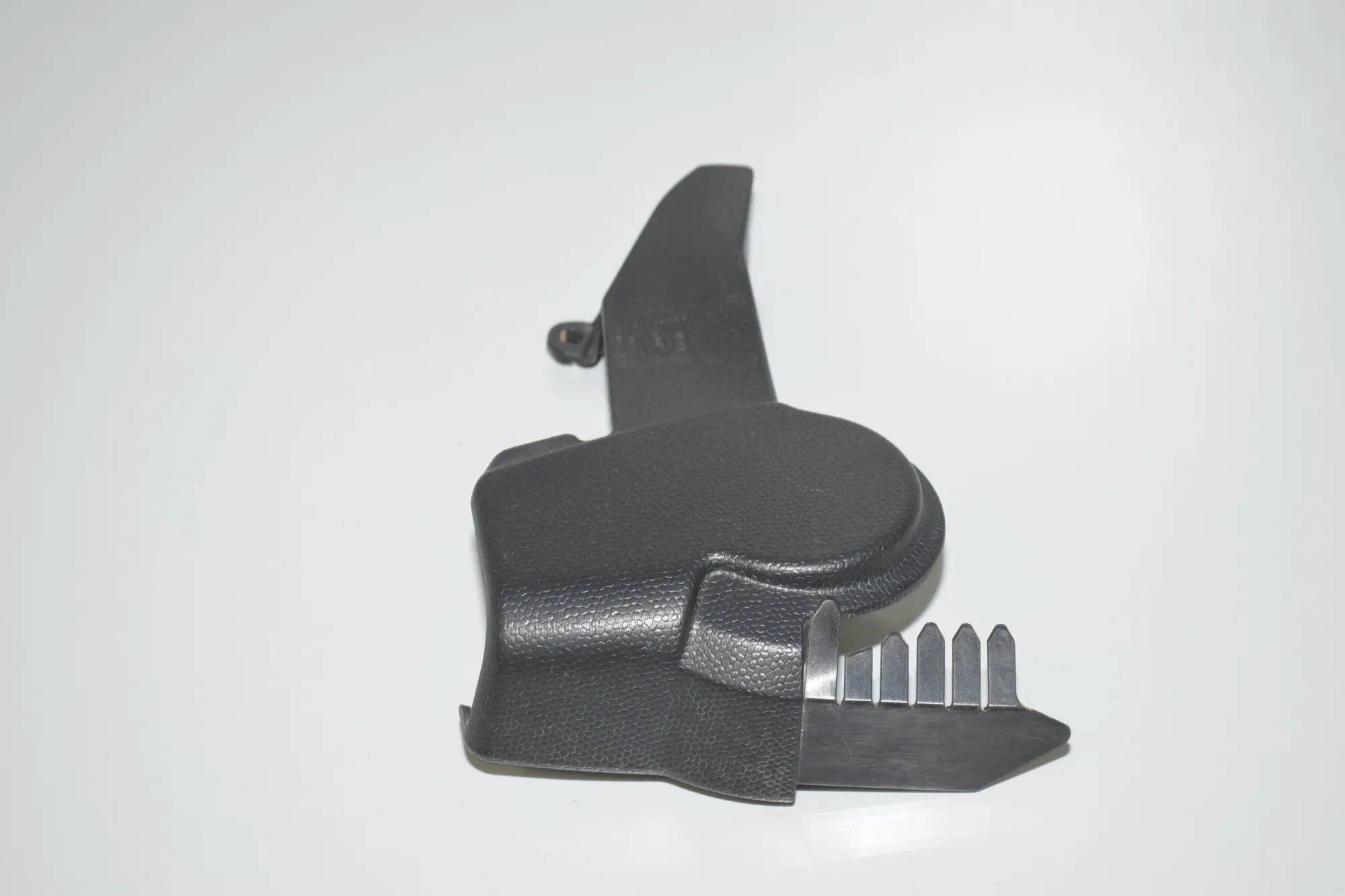 Seat Cover Trim – OEM 7304214 · BMW i3 (I01) Hybrid 2017 – 4
