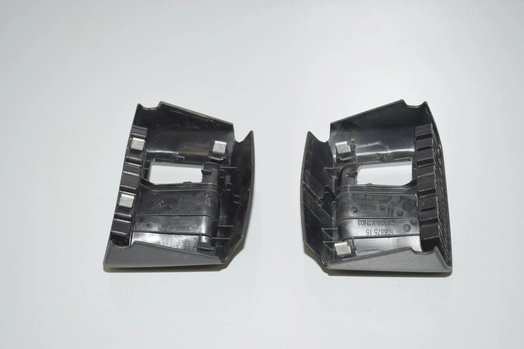 Seat Cover Trim – OEM 7304228 · BMW i3 (I01) Hybrid 2017 – 4