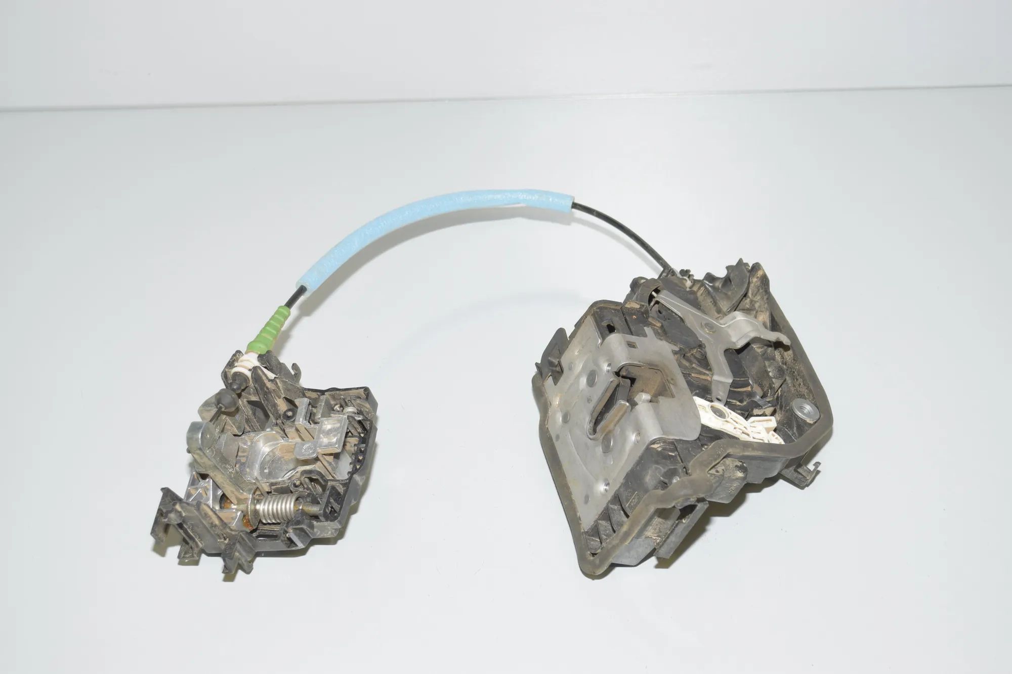 Front Right Door Lock – OEM 7281934 · BMW i3 (I01) Hybrid 2017 – 5