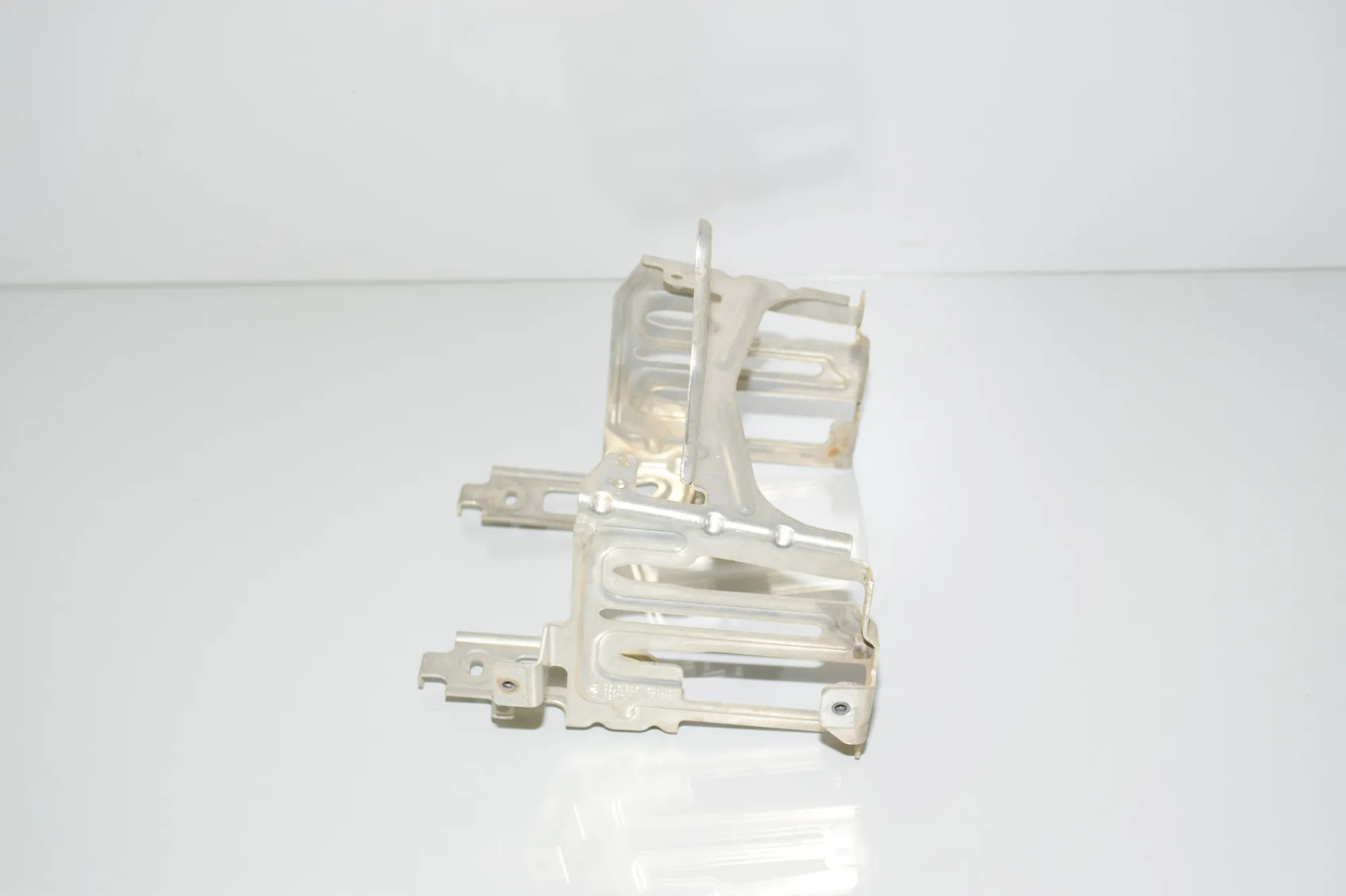Bracket – OEM 9251523 · BMW i3 (I01) Hybrid 2017 – 3