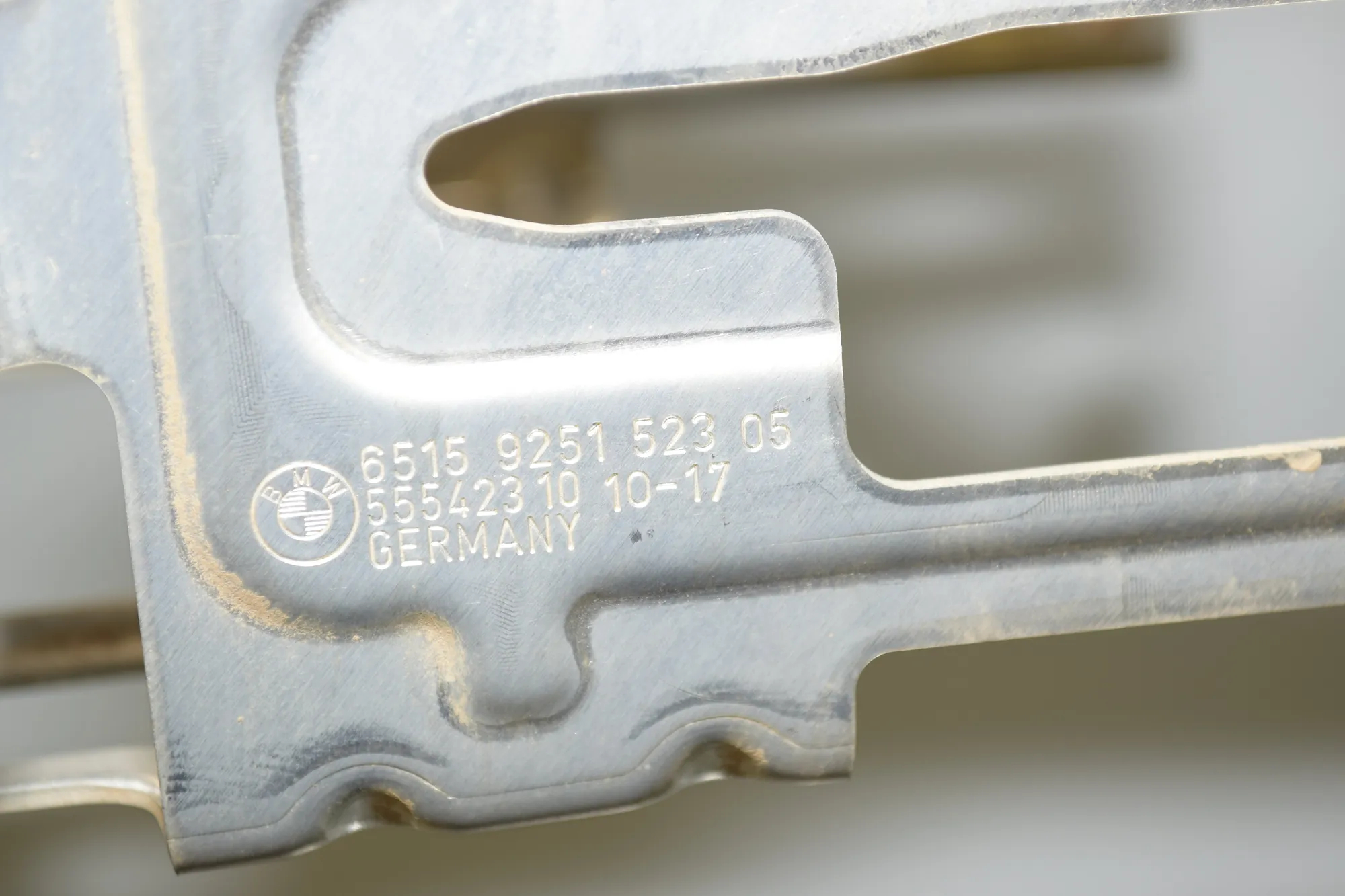 Bracket – OEM 9251523 · BMW i3 (I01) Hybrid 2017 – 5