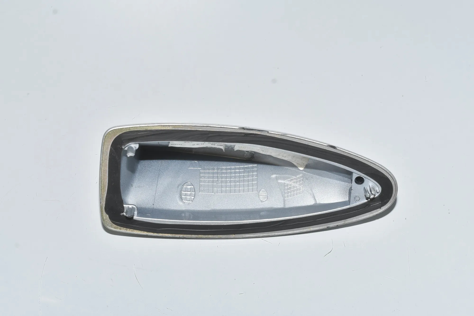 Antenna Trim – OEM 9175356 · BMW 5 (F10) 535 d xDrive 2015 – 3