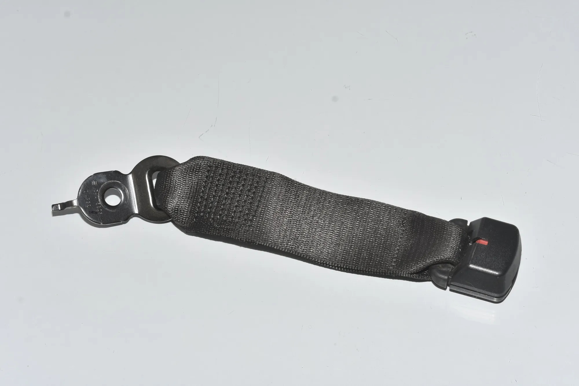 Rear Middle Seat Buckle – OEM 72117244836 · BMW 5 (F10) 535 d xDrive 2015 – 3