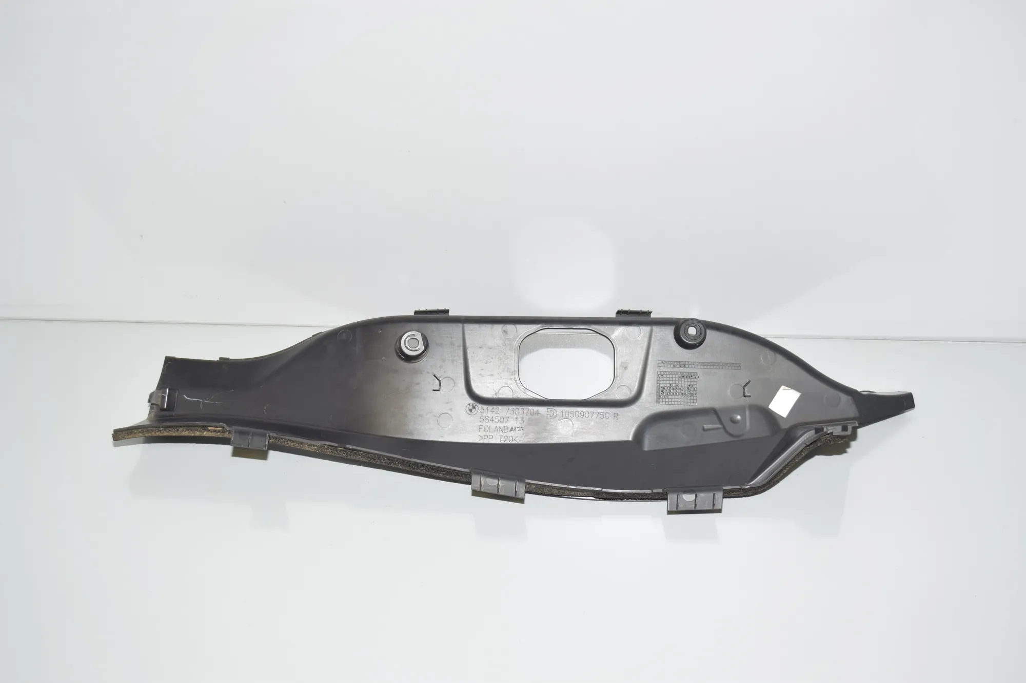 Door Cards – OEM 7303704 · BMW i3 (I01) Hybrid 2017 – 4