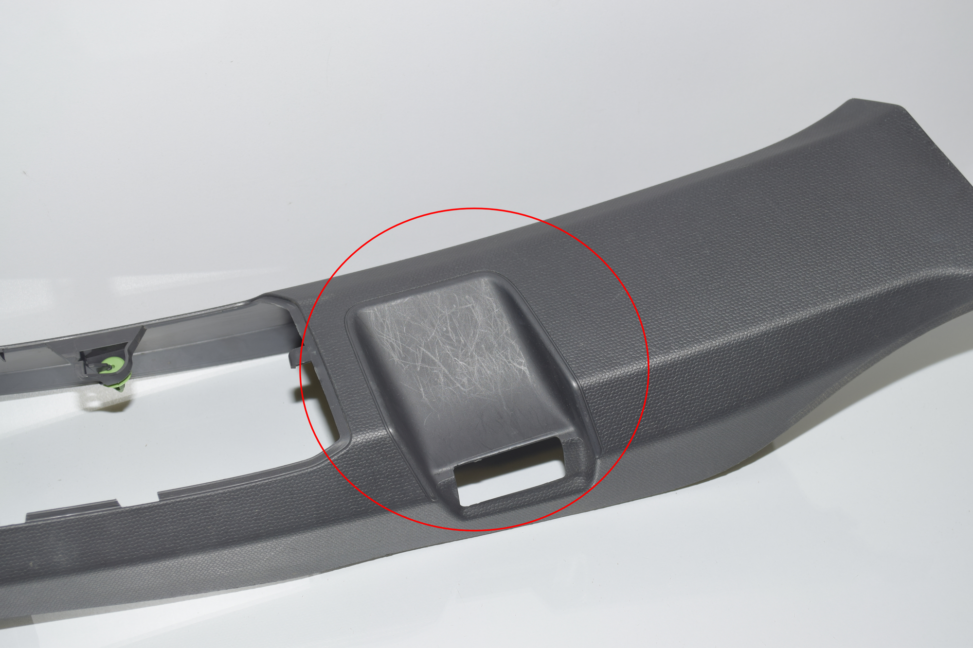 Right Side B Pillar Trim – OEM 7287936 · BMW i3 (I01) Hybrid 2017 – 4