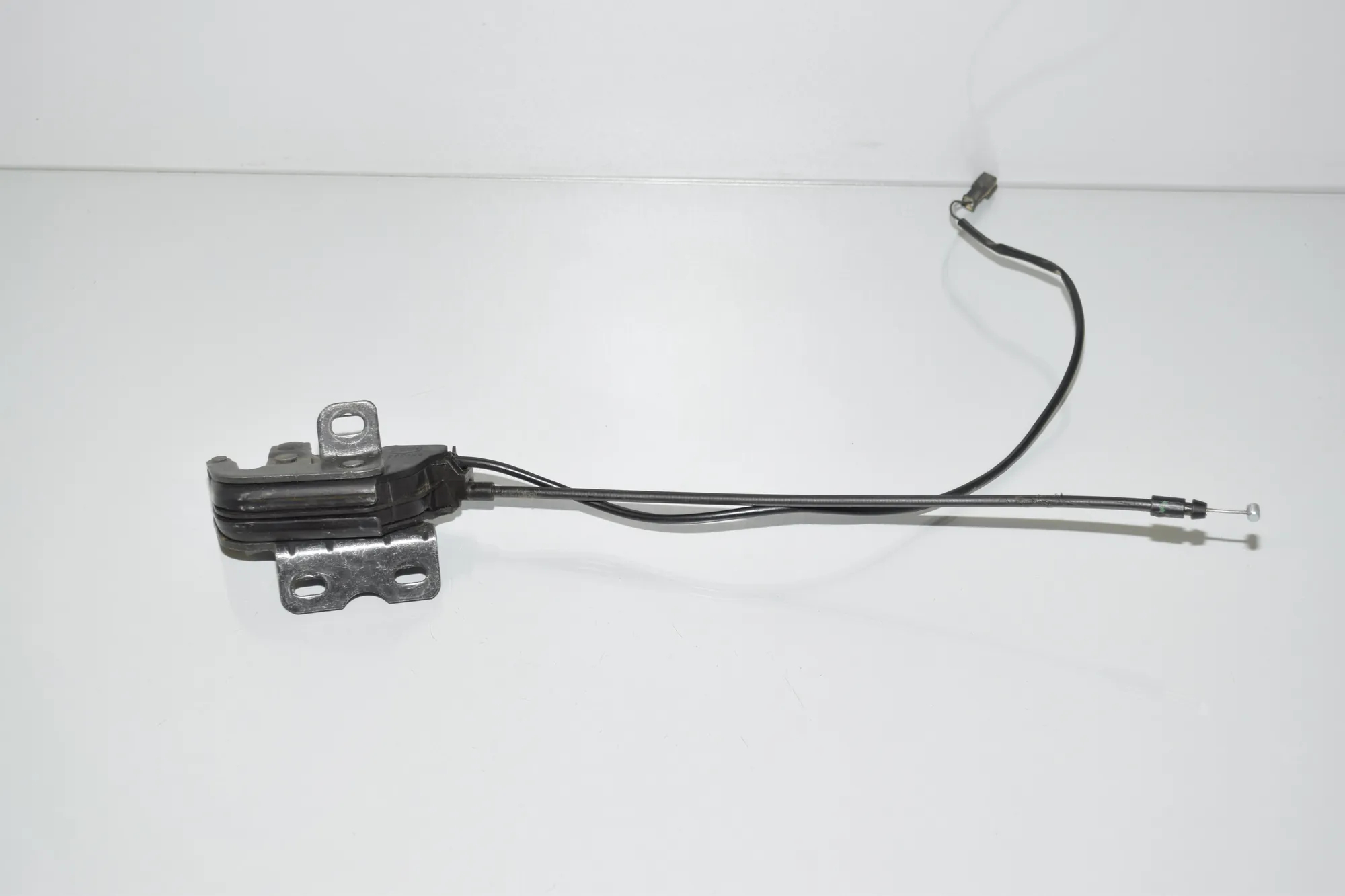 Rear Left Door Lock – OEM 7291033 · BMW i3 (I01) Hybrid 2017 – 4