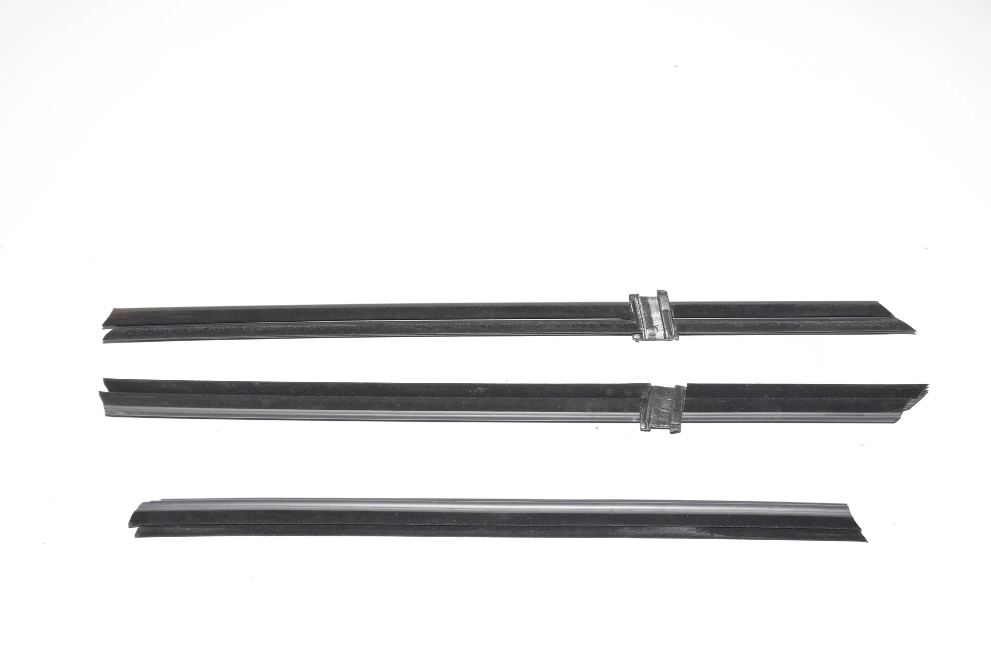 Rear Right Door Window Strip – OEM 7182278 · BMW 5 Touring (F11) 530 d xDrive 2014