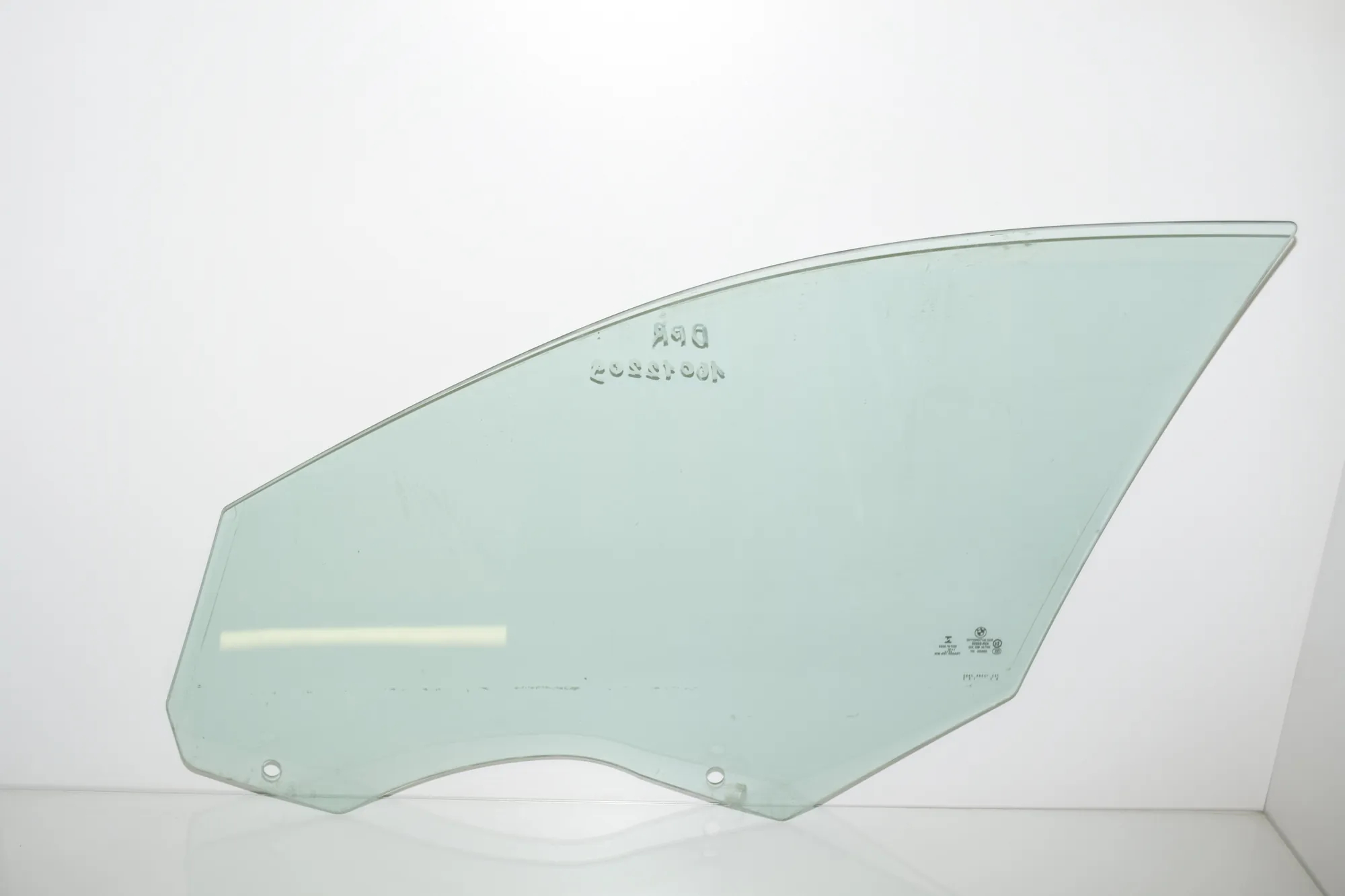 Front Right Door Window – OEM 51337182110 · BMW 5 Touring (F11) 530 d xDrive 2014 – 3