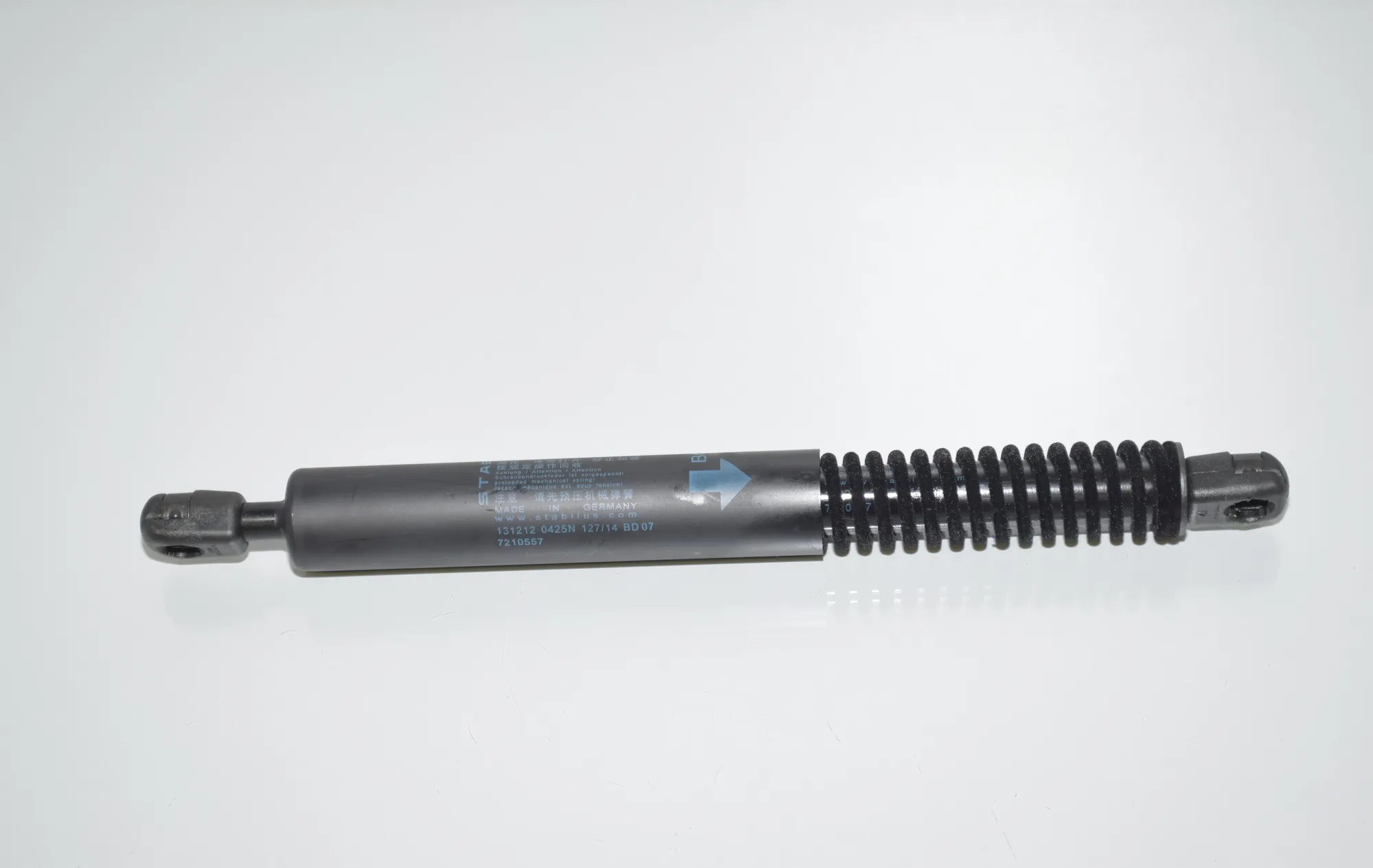Left Side Tailgate Gas Strut – OEM 7210557 · BMW 5 Touring (F11) 530 d xDrive 2014 – 2
