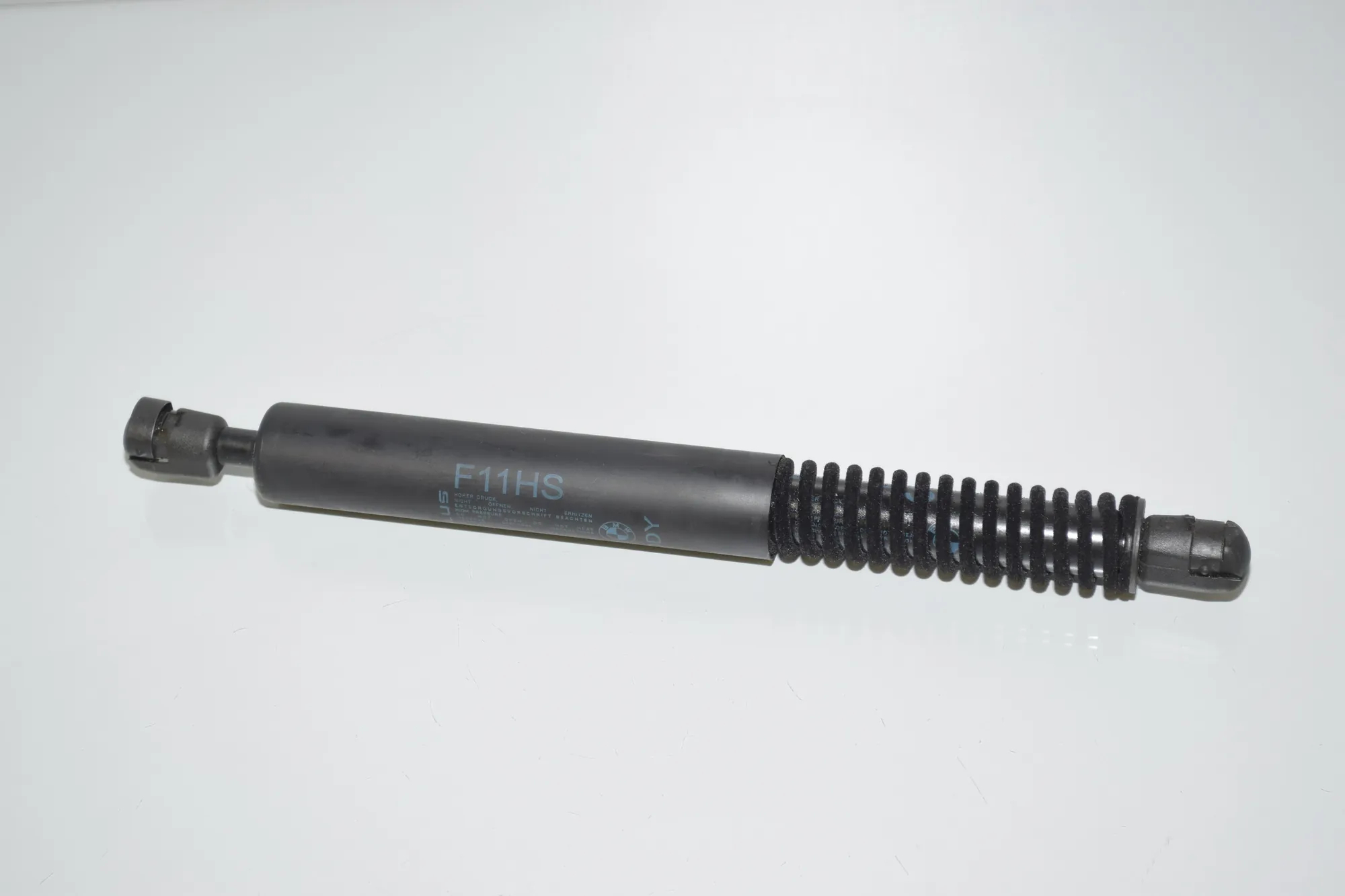 Right Side Tailgate Gas Strut – OEM 7210557 · BMW 5 Touring (F11) 530 d xDrive 2014 – 2