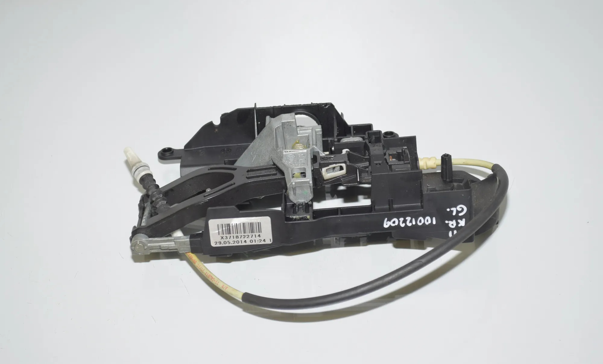 Rear Left Door Interior Handle Frame – OEM 51217187227 · BMW 5 Touring (F11) 530 d xDrive 2014 – 4