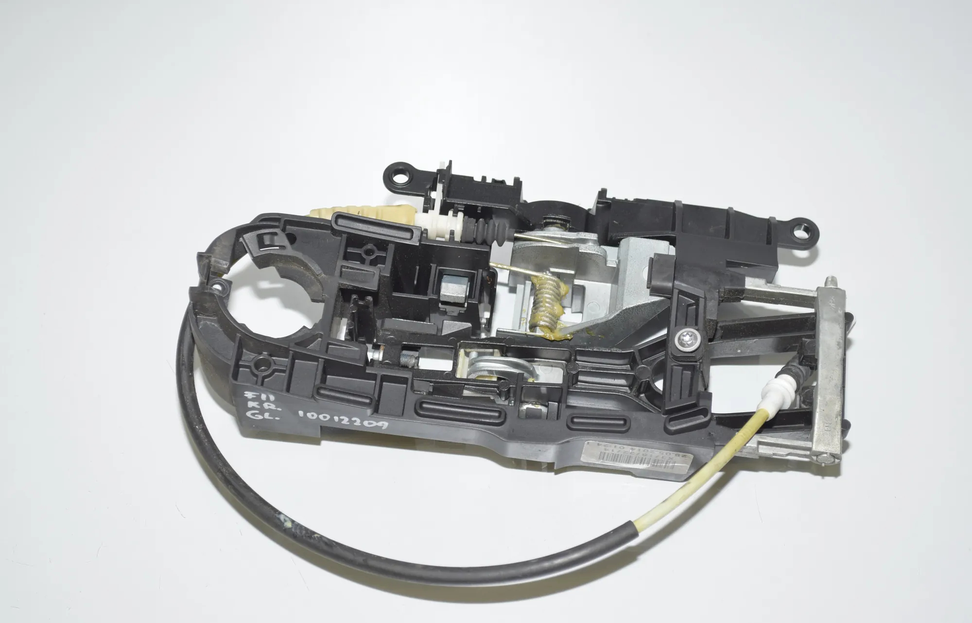 Rear Left Door Interior Handle Frame – OEM 51217187227 · BMW 5 Touring (F11) 530 d xDrive 2014 – 2